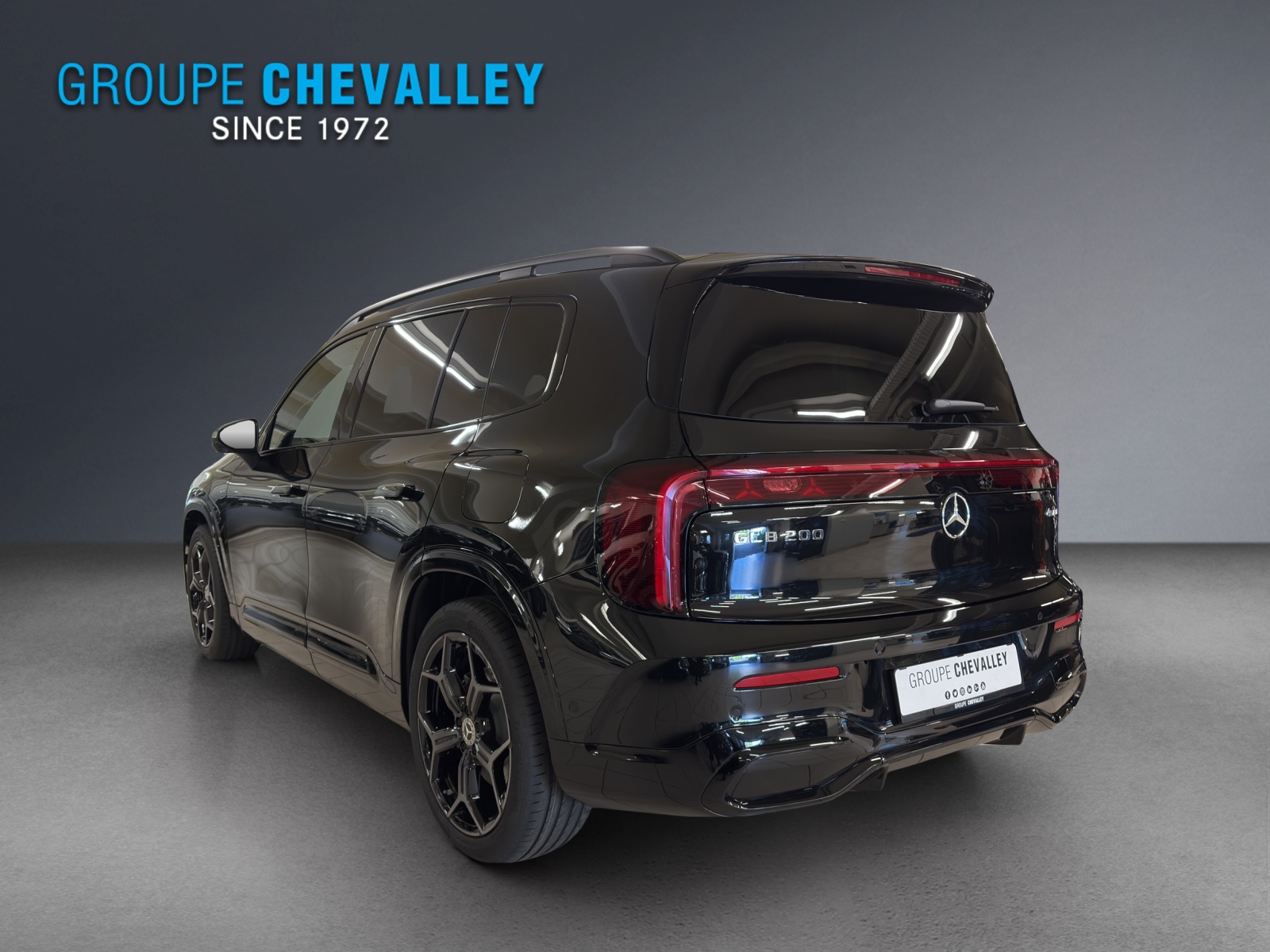 MERCEDES-BENZ GLB 200 4MATIC-showroom-element-2
