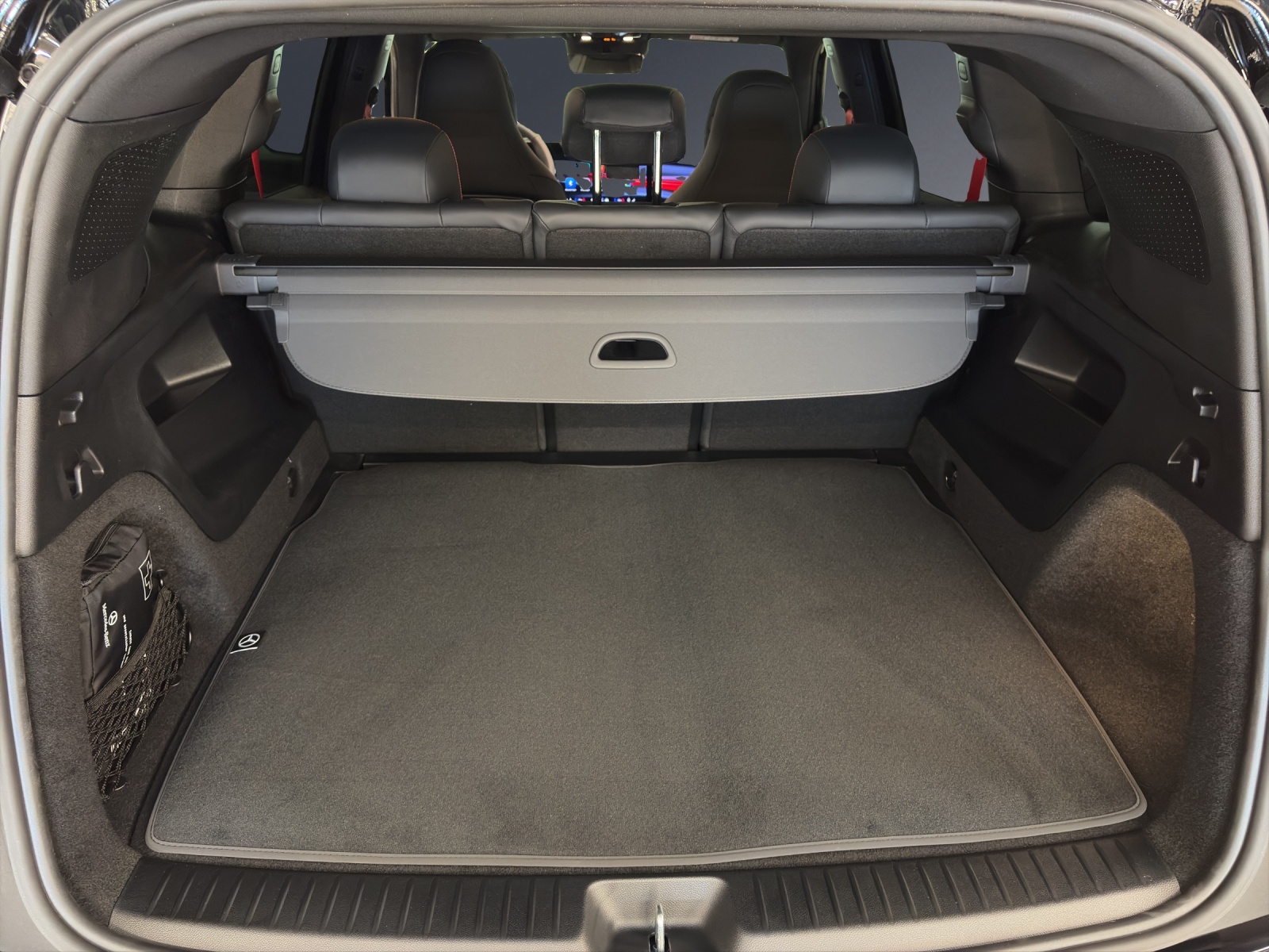 MERCEDES-BENZ GLB 200 4MATIC-image-13
