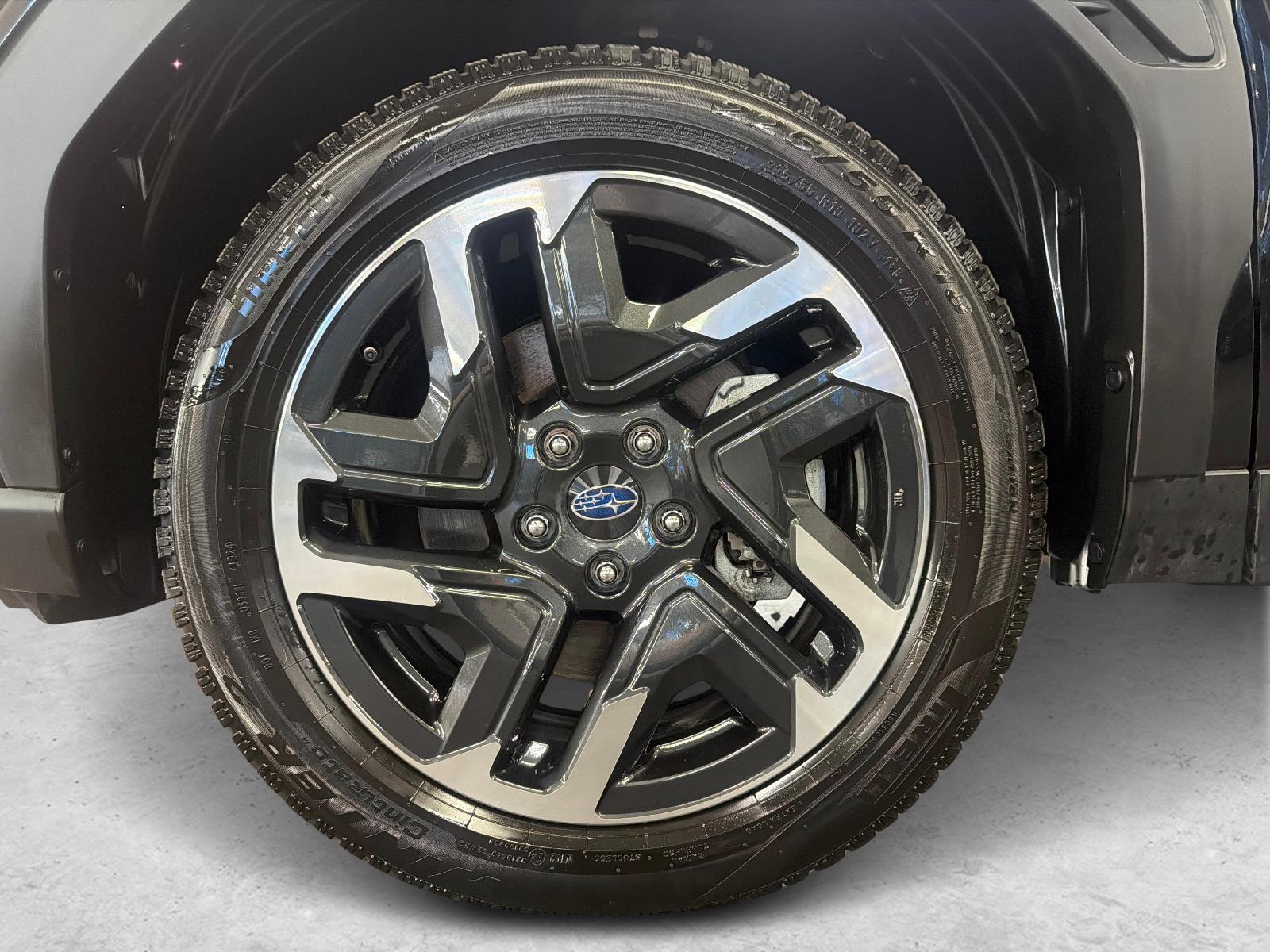 SUBARU Forester Station 2.0i e-Boxer Swiss Plus-image-9