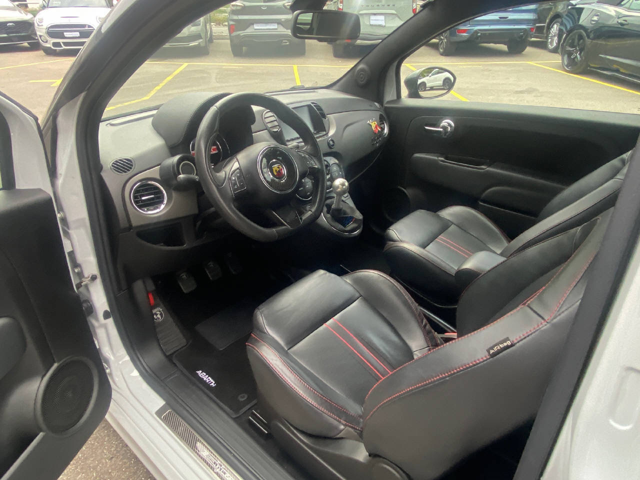 FIAT 595 Abarth 1.4 T-Jet 180 Competizione-image-7