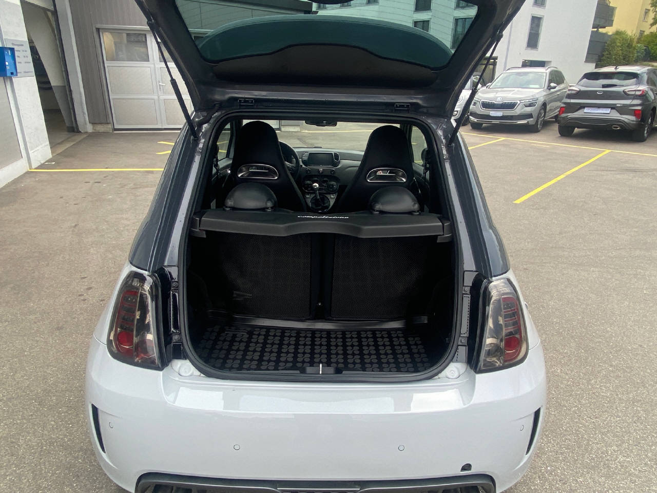 FIAT 595 Abarth 1.4 T-Jet 180 Competizione-image-8