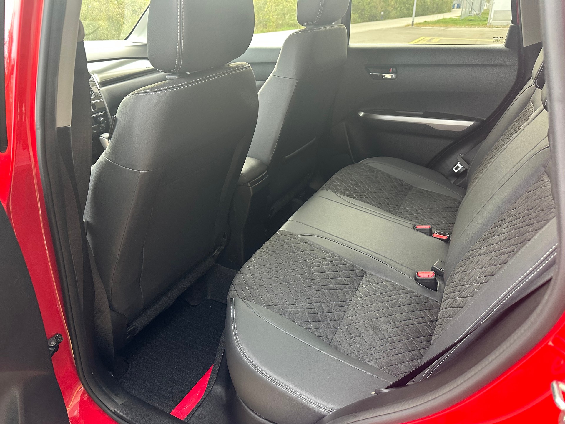 SUZUKI Vitara 1.4 Boosterjet Generation Top Hybrid Automatic-image-4