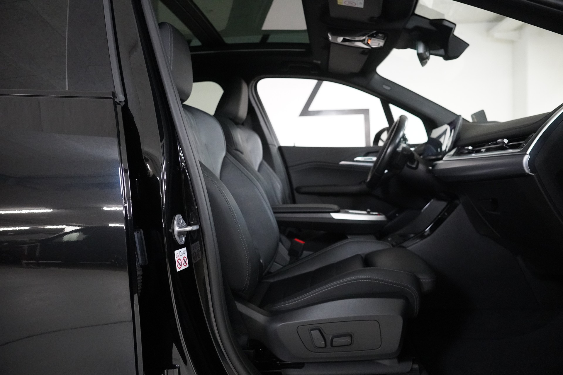 BMW 223i Active Tourer xDrive M Sport DKG-image-13