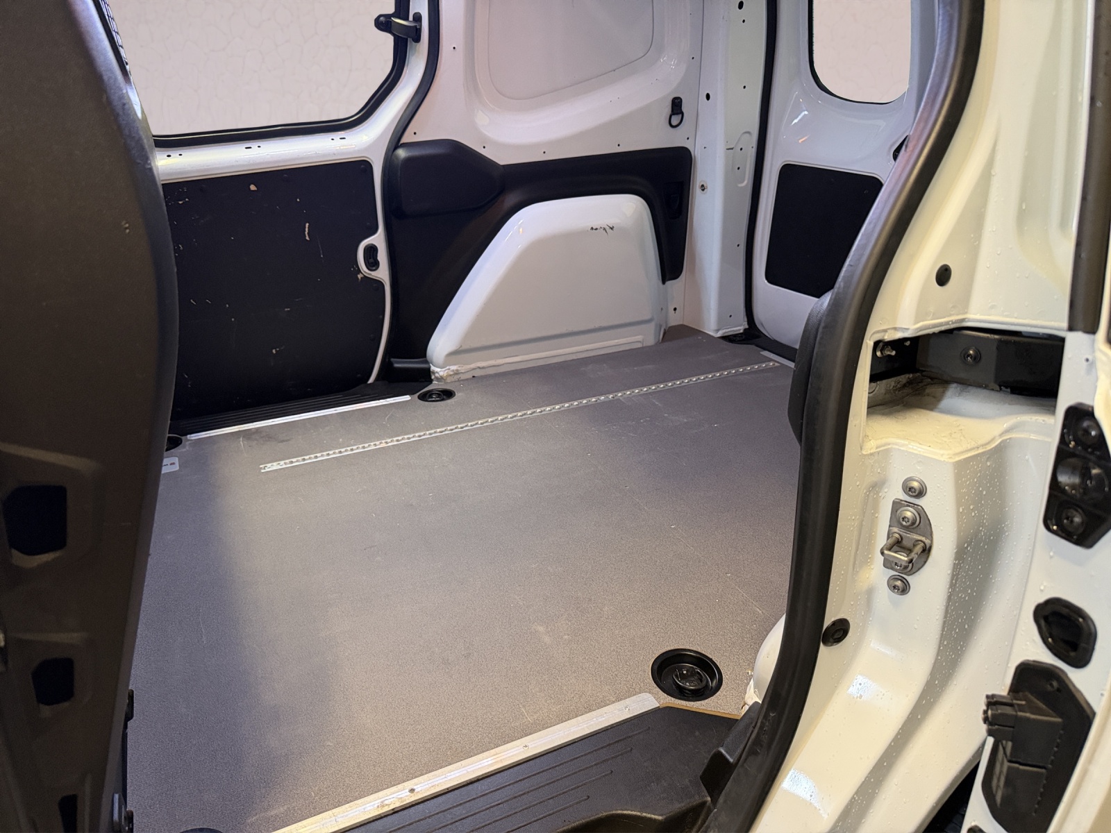 RENAULT RENAULT Kangoo 1.5 BLUE DCI 95PS EXTRA-image-9