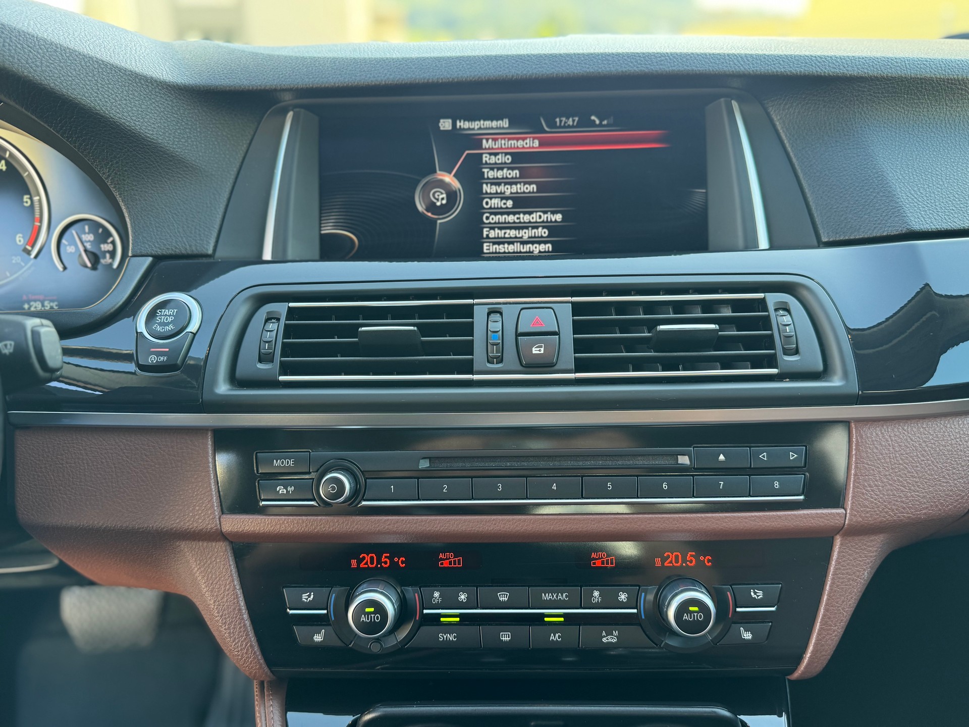 BMW 520d Steptronic-image-13