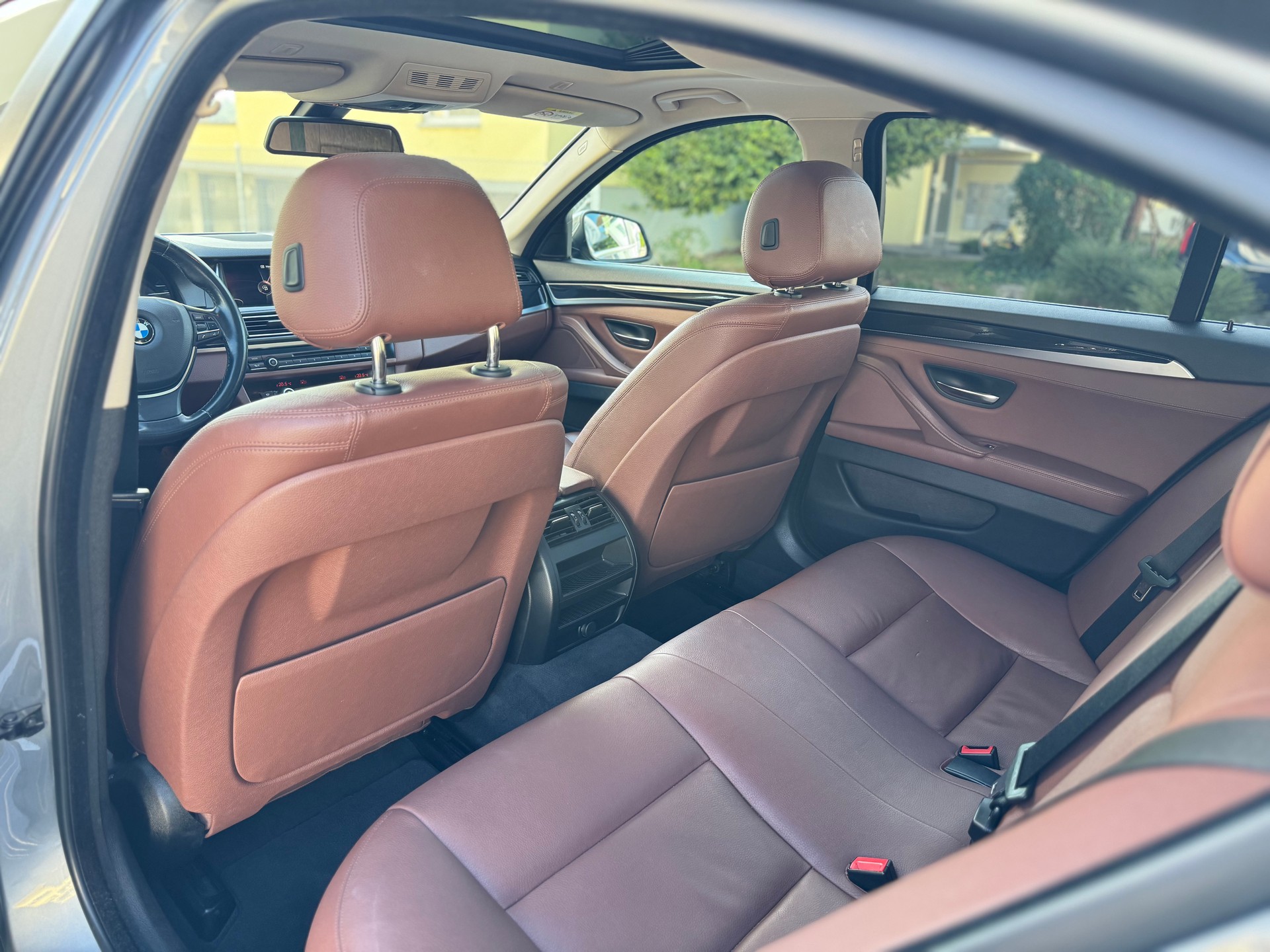 BMW 520d Steptronic-image-15