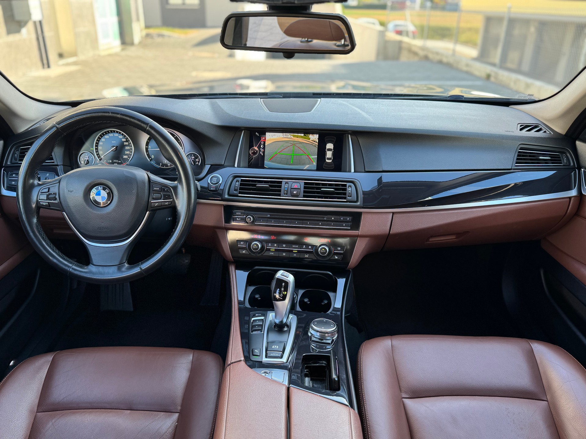 BMW 520d Steptronic-image-9