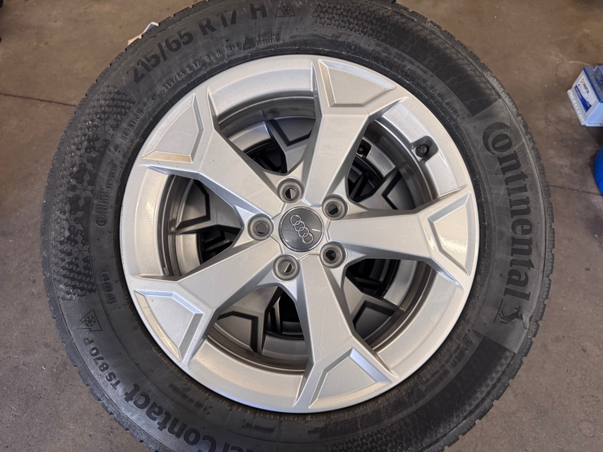 AUDI Q3 35 TDI S line Attraction quattro S-tronic-image-11