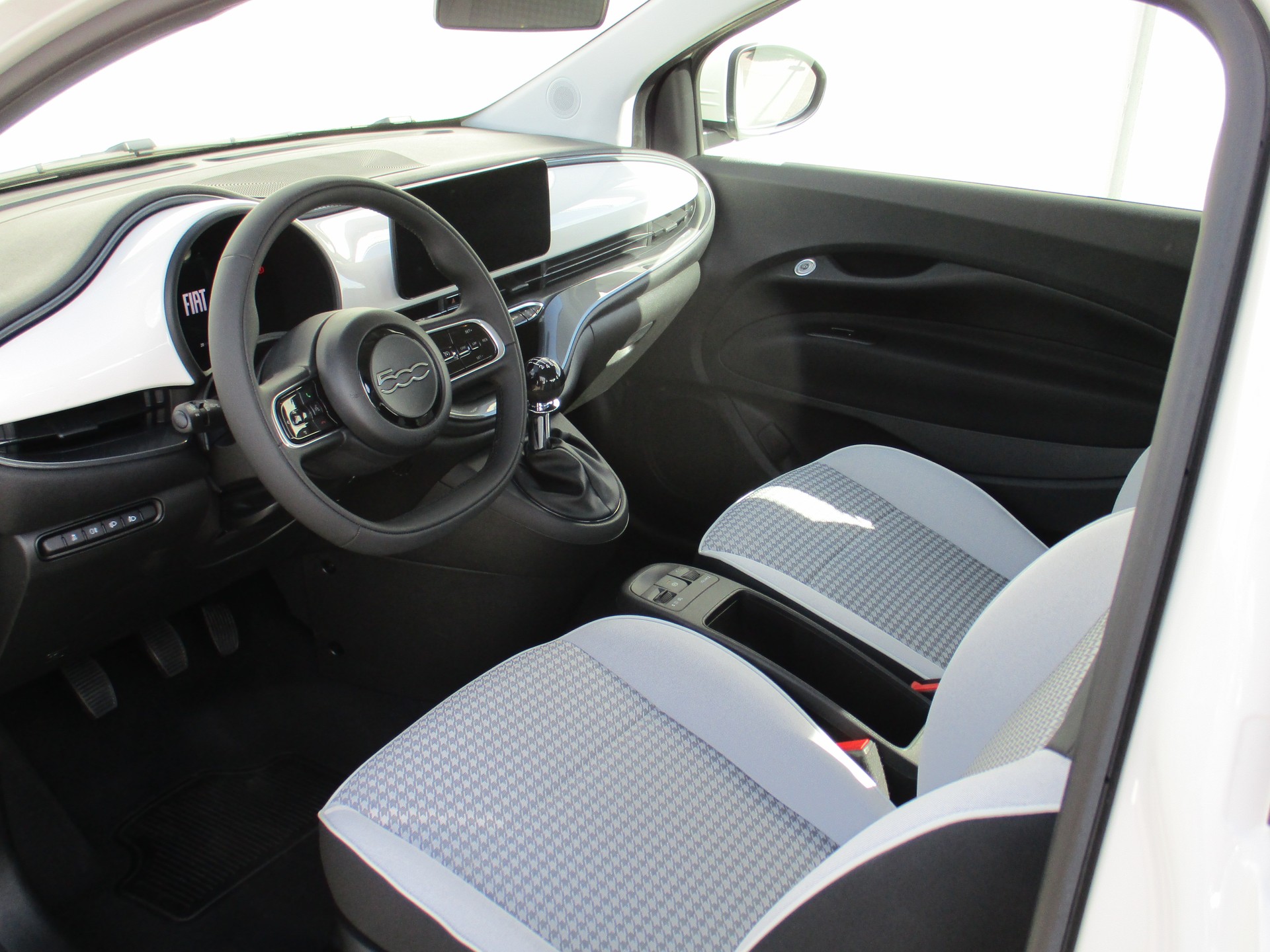 FIAT 500 1.0 GSE MildHybrid Torino-image-4