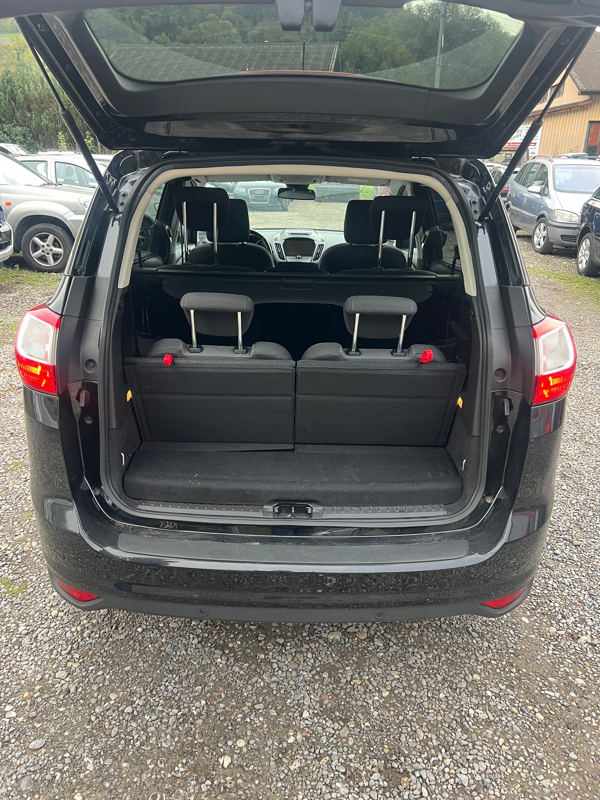 FORD GrC-Max 1.5 TDCi Titanium-image-2