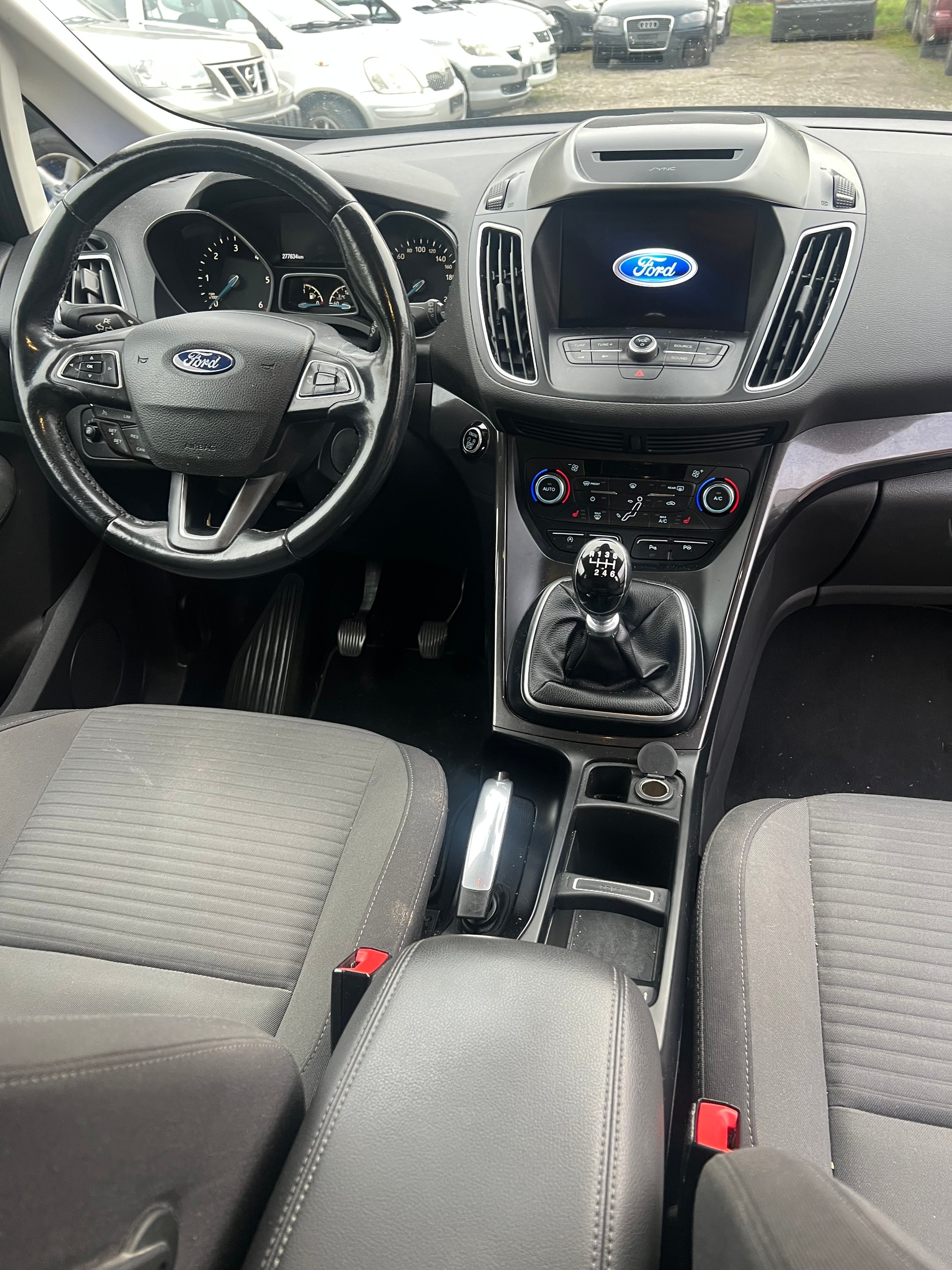 FORD GrC-Max 1.5 TDCi Titanium-image-8