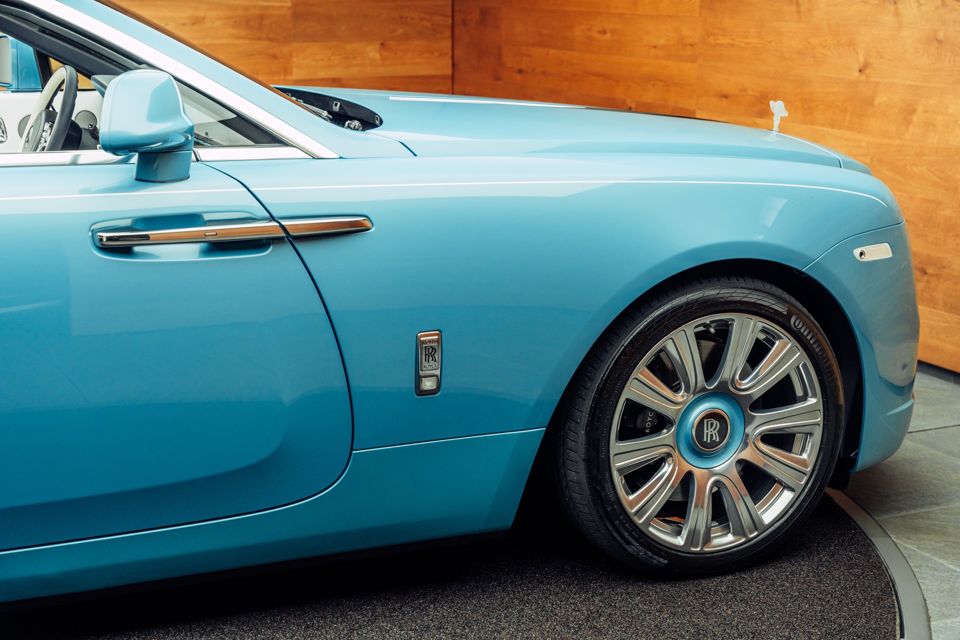 ROLLS-ROYCE Dawn 6.6 V12-image-29