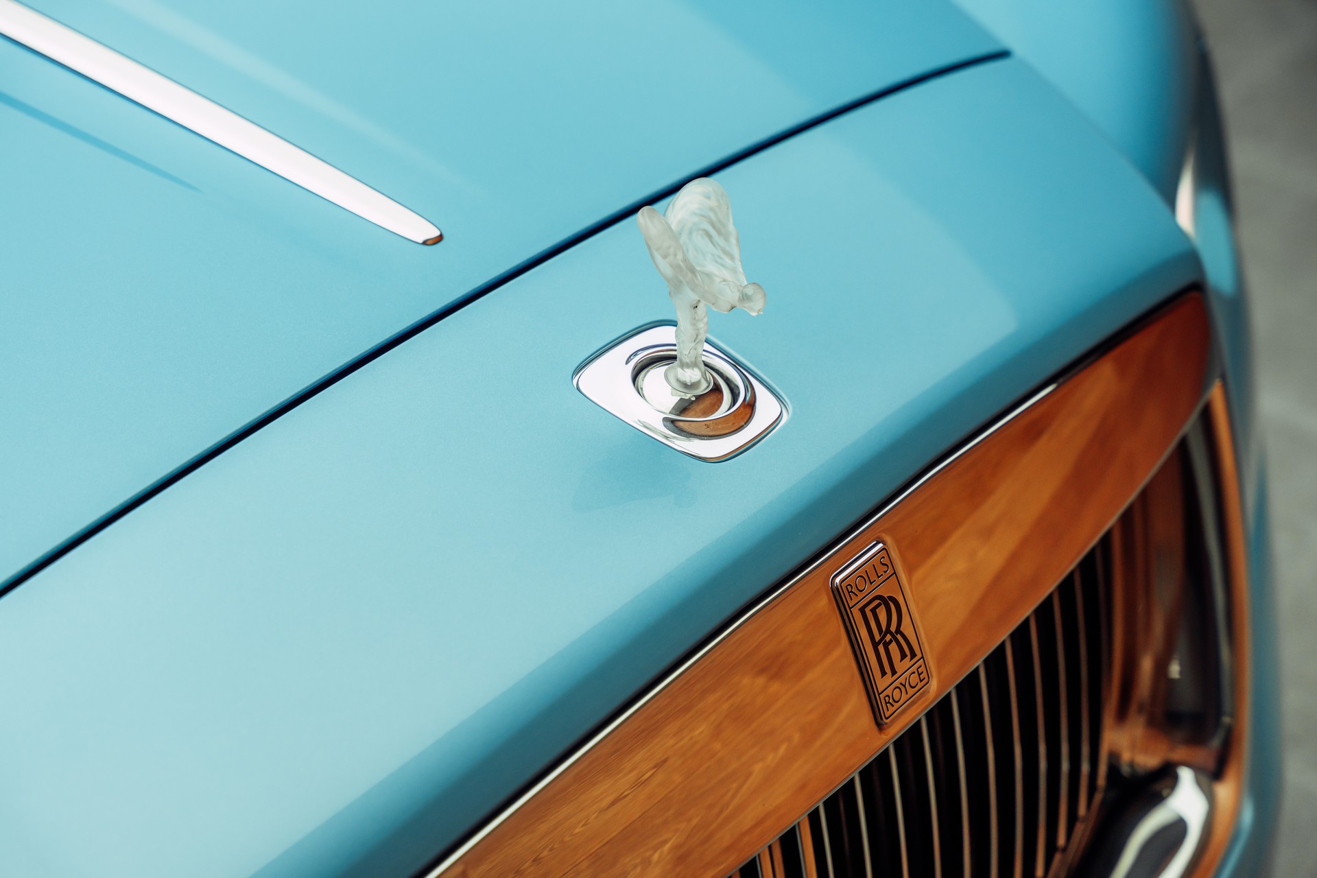 ROLLS-ROYCE Dawn 6.6 V12-image-24