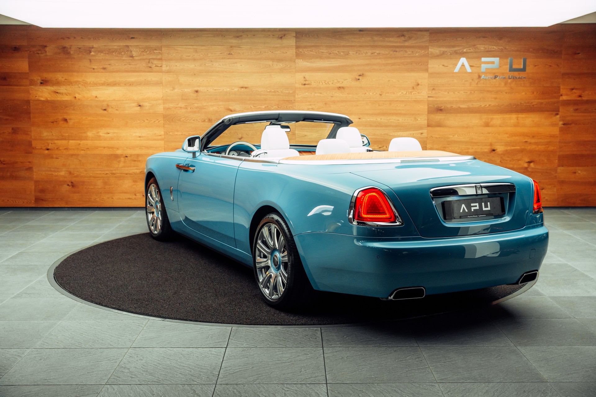 ROLLS-ROYCE Dawn 6.6 V12-image-2