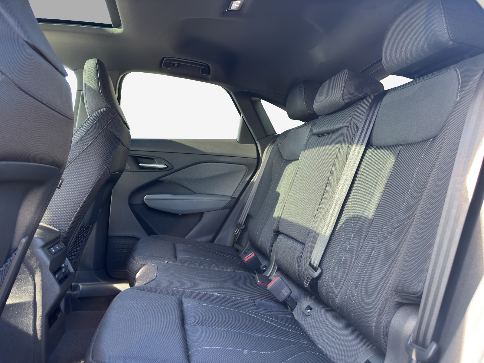 AUDI Q3 Sportback e-hybrid 200 kW S tronig-image-15