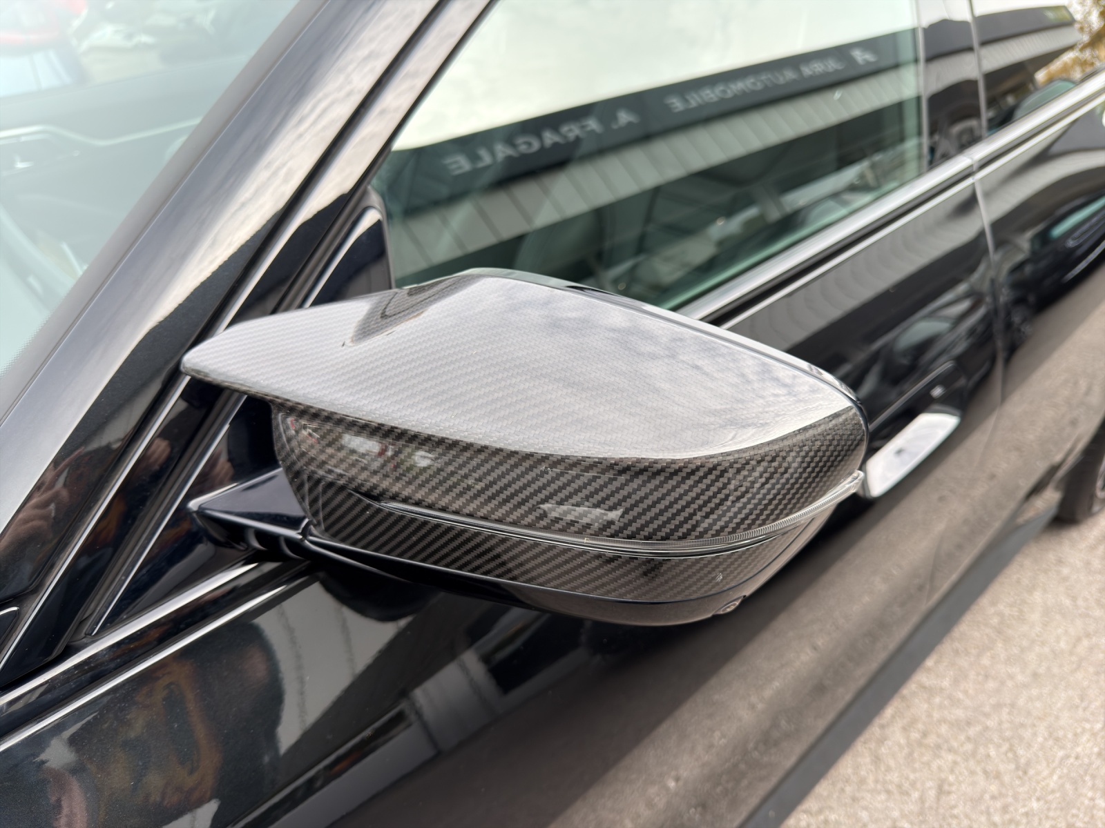 BMW i4 M50 M Sport Pro mit Pack Carbon-image-17