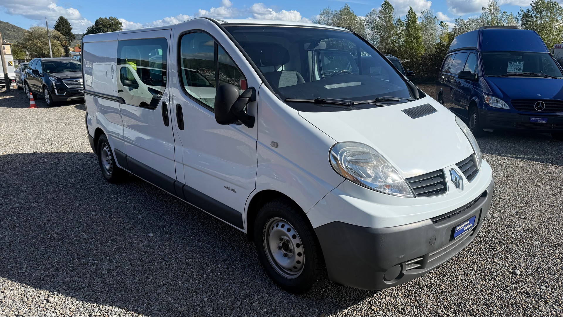 RENAULT Trafic 2.0 dCi 115 2.9t L2H1-image-22