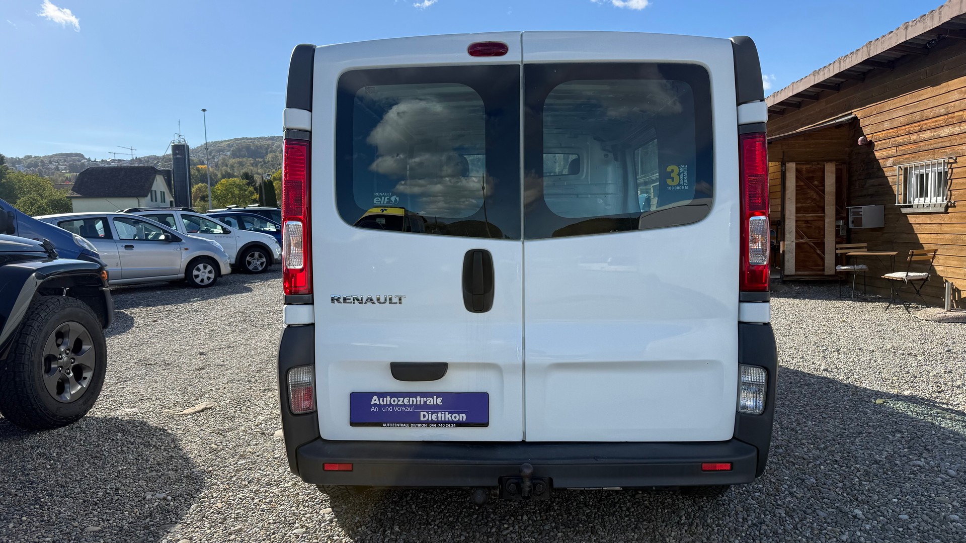 RENAULT Trafic 2.0 dCi 115 2.9t L2H1-image-19