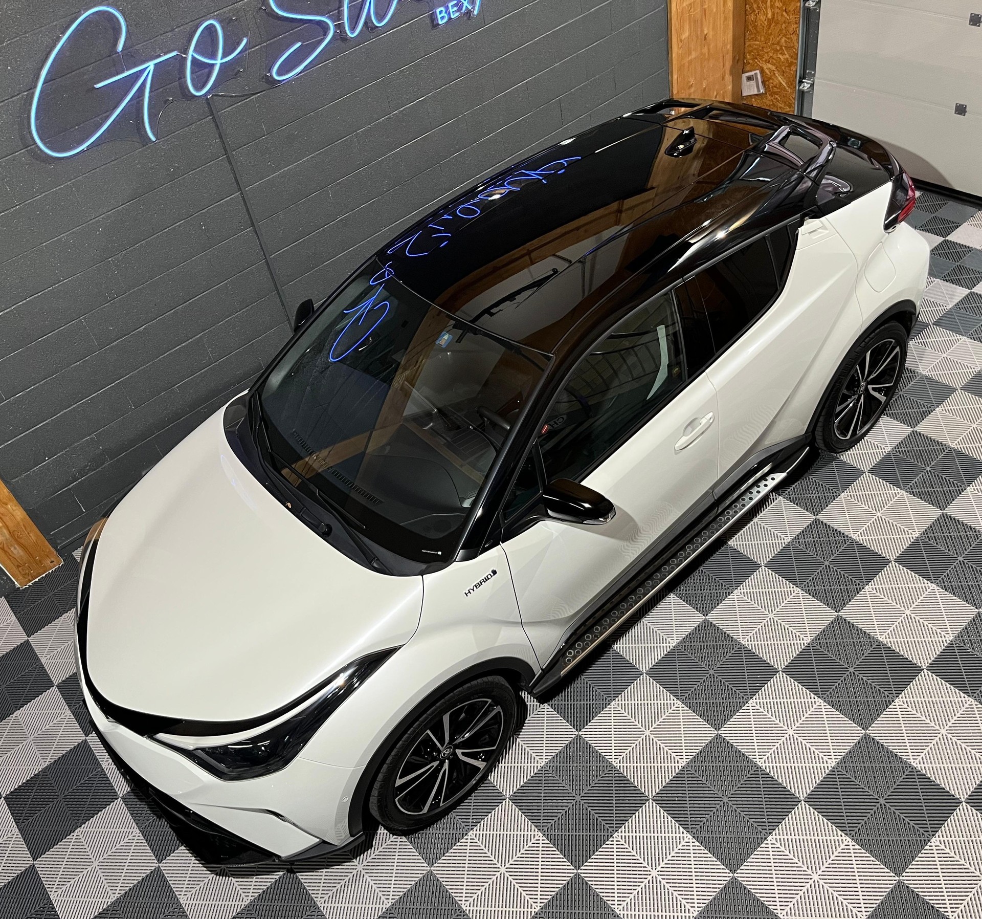 TOYOTA C-HR 2.0 HSD CVT GR Sport-image-7