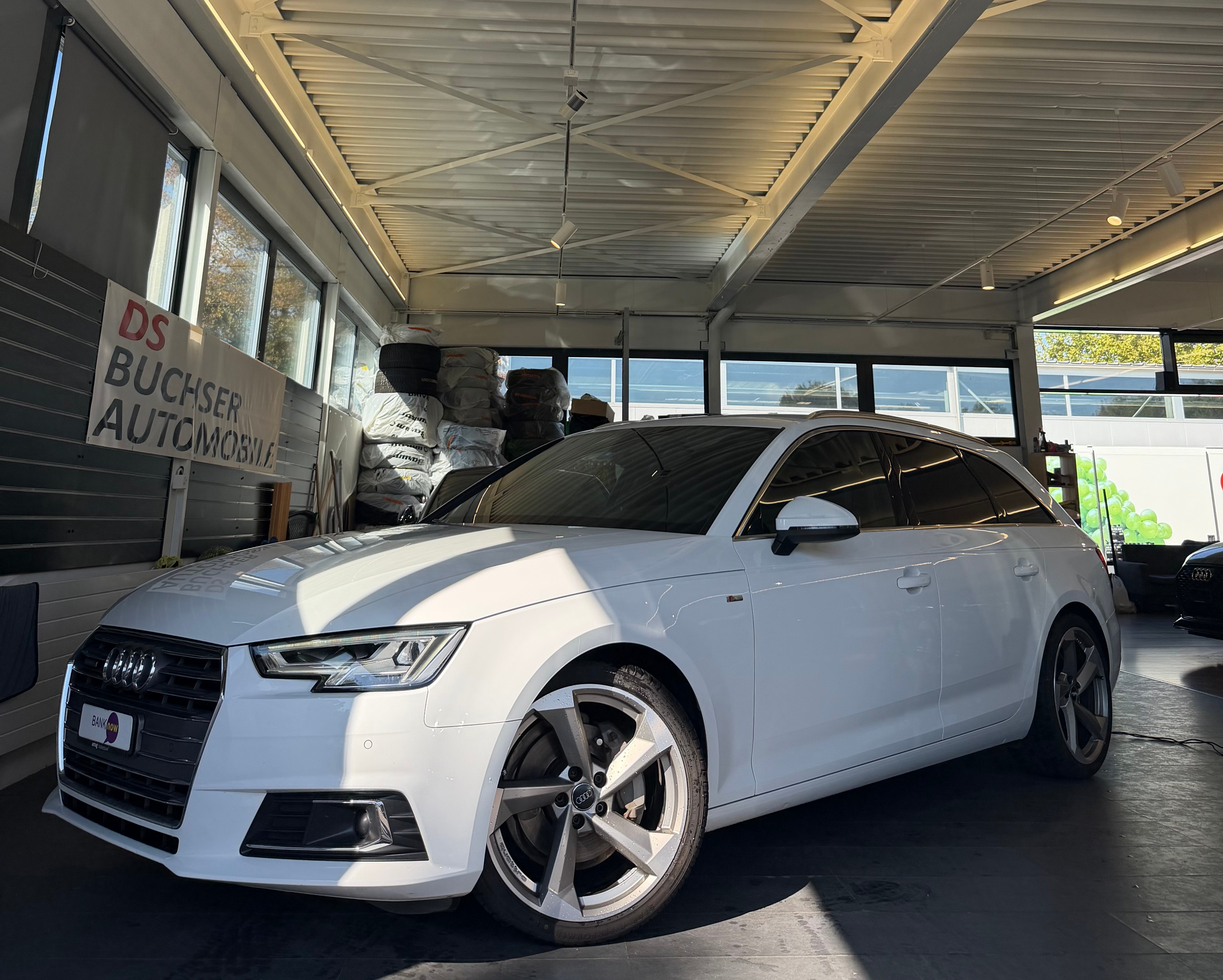 Car photo