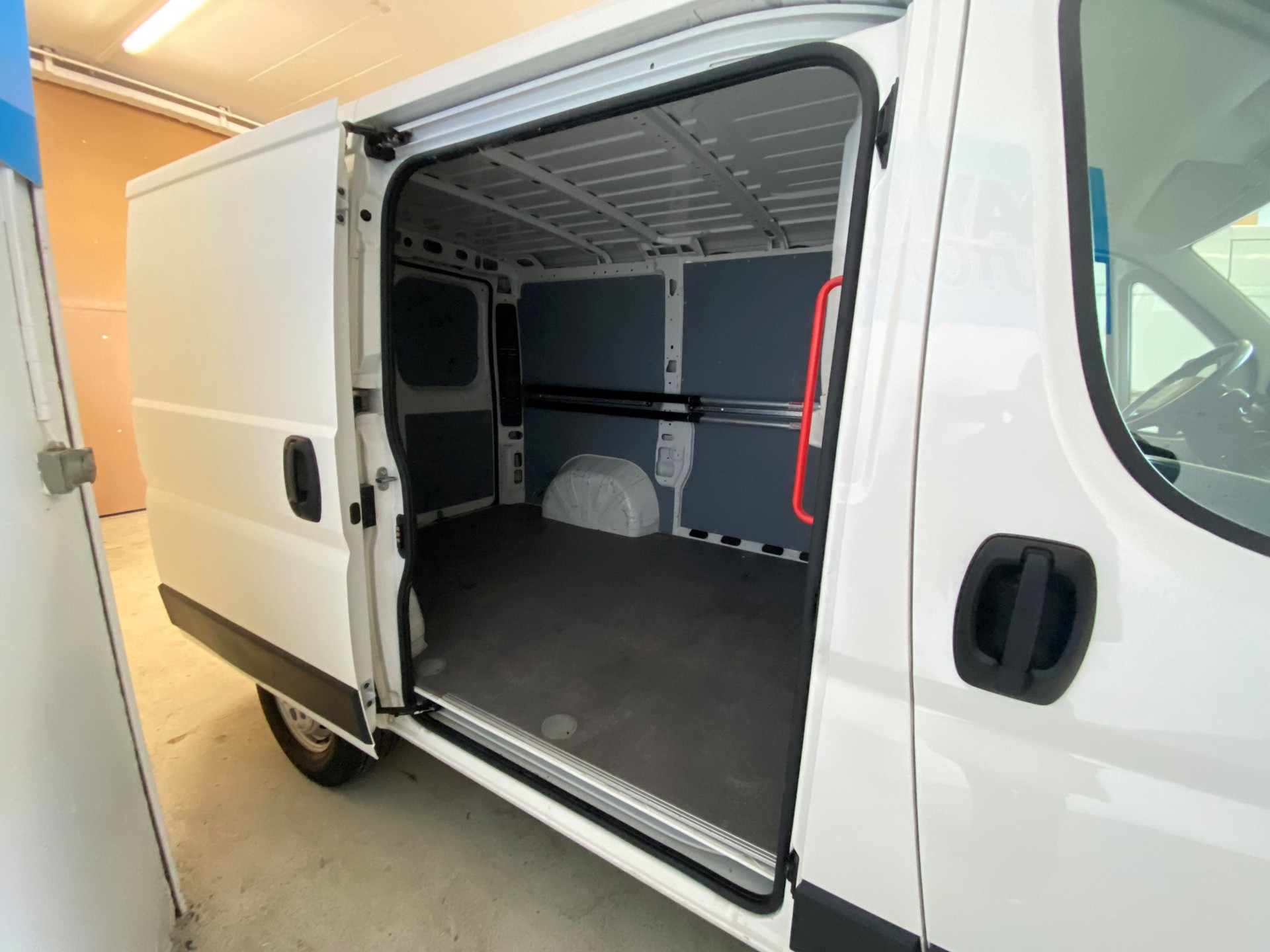 CITROEN Jumper 30 2.0 BlueHDi L1H1-image-7