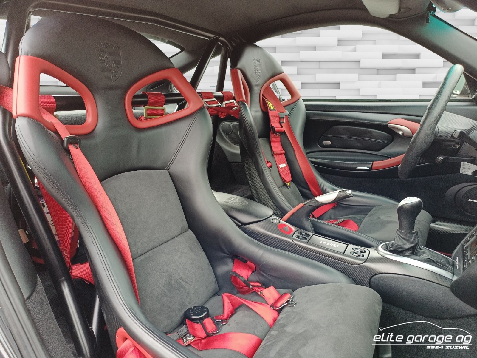 PORSCHE 911 Turbo GT2 Look 620 PS-image-12