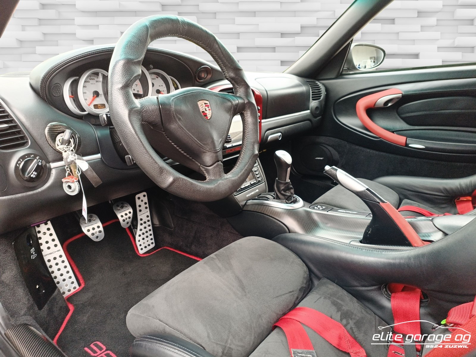 PORSCHE 911 Turbo GT2 Look 620 PS-image-8