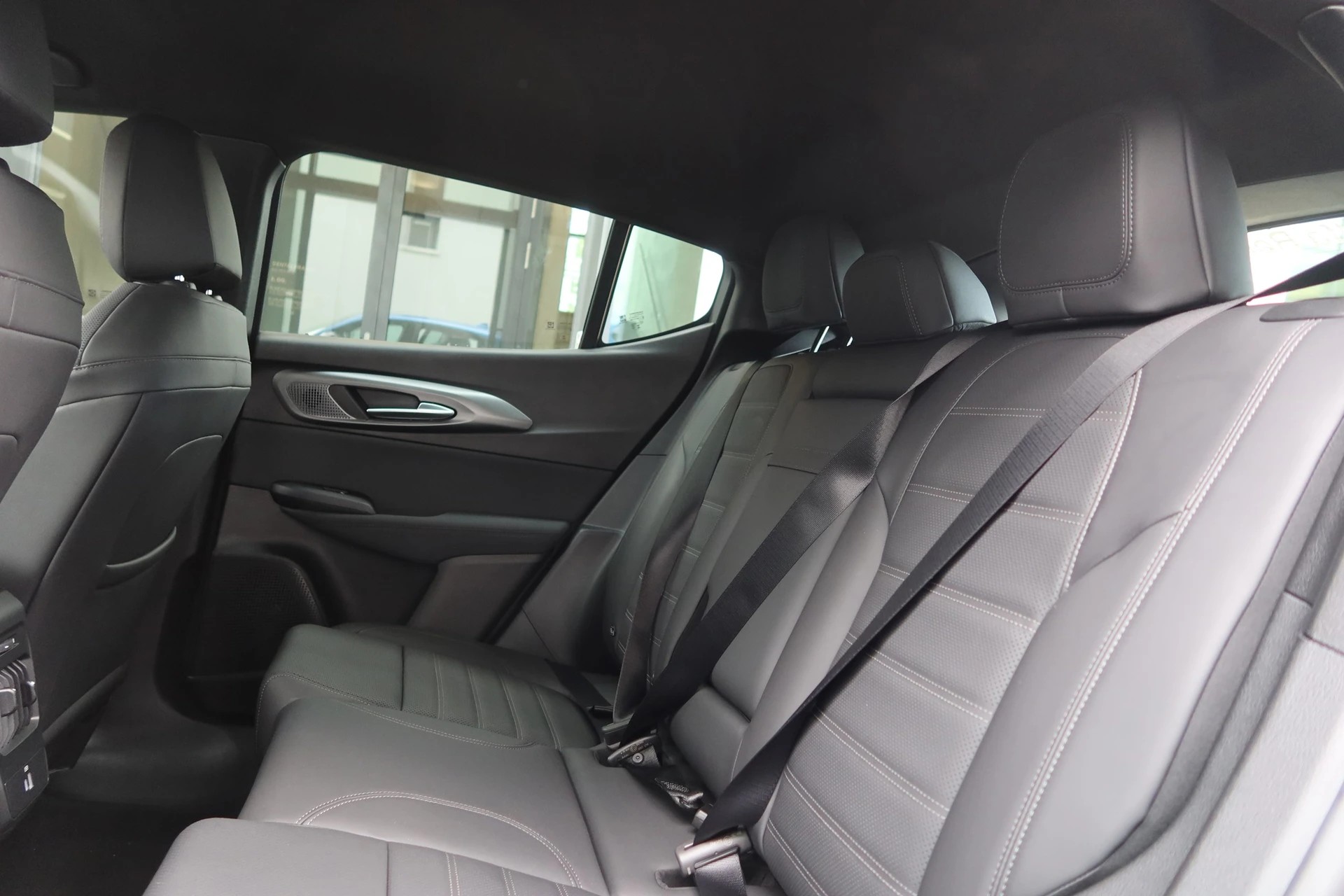 ALFA ROMEO Tonale PHEV Q4 Ti P. Prem-image-8
