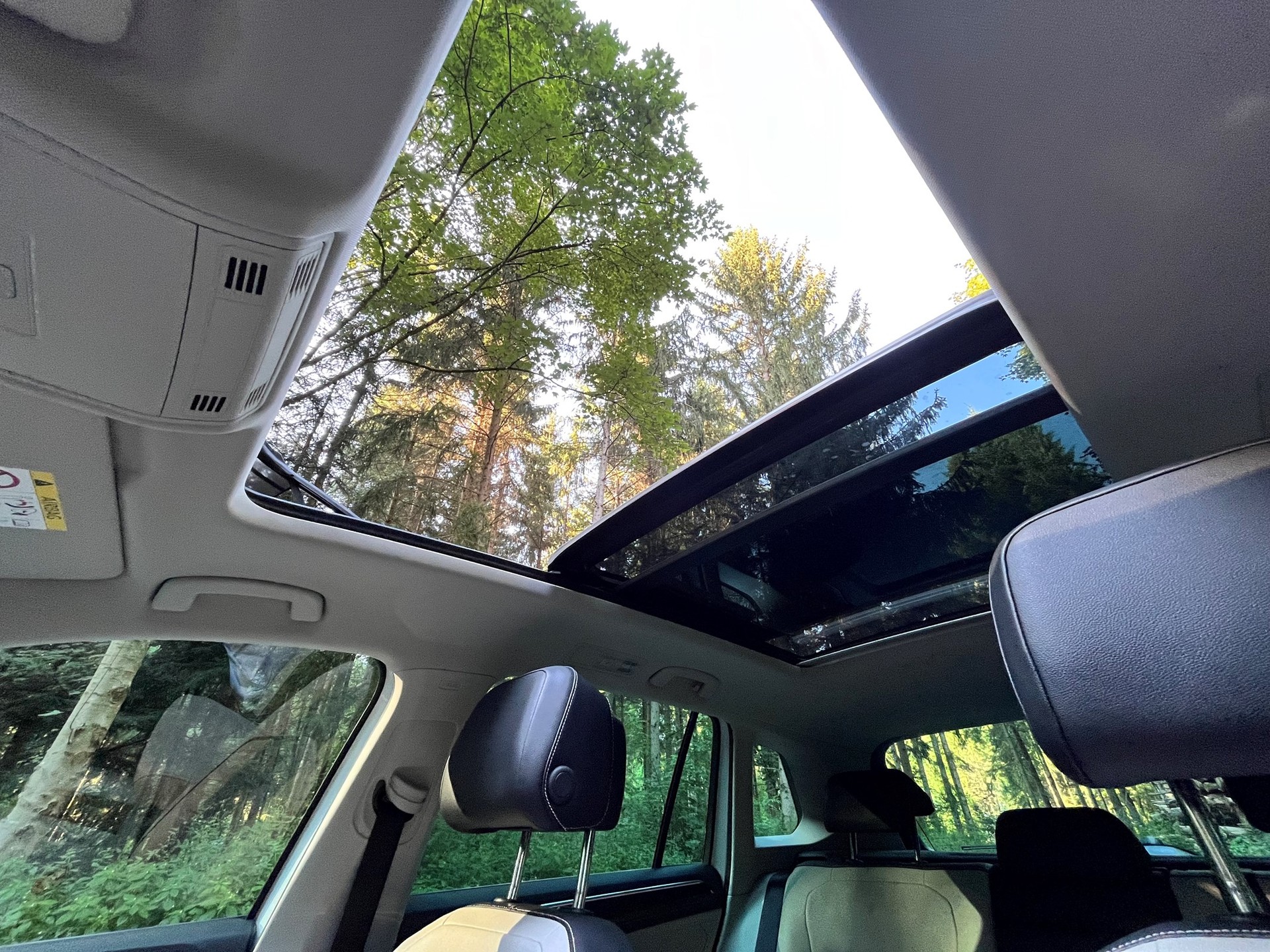 VW Tiguan 2.0 TDI SCR Highline 4Motion DSG-image-11