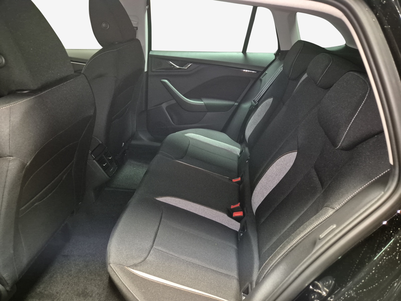 SKODA Scala 1.0 TSI Selection DSG-image-10