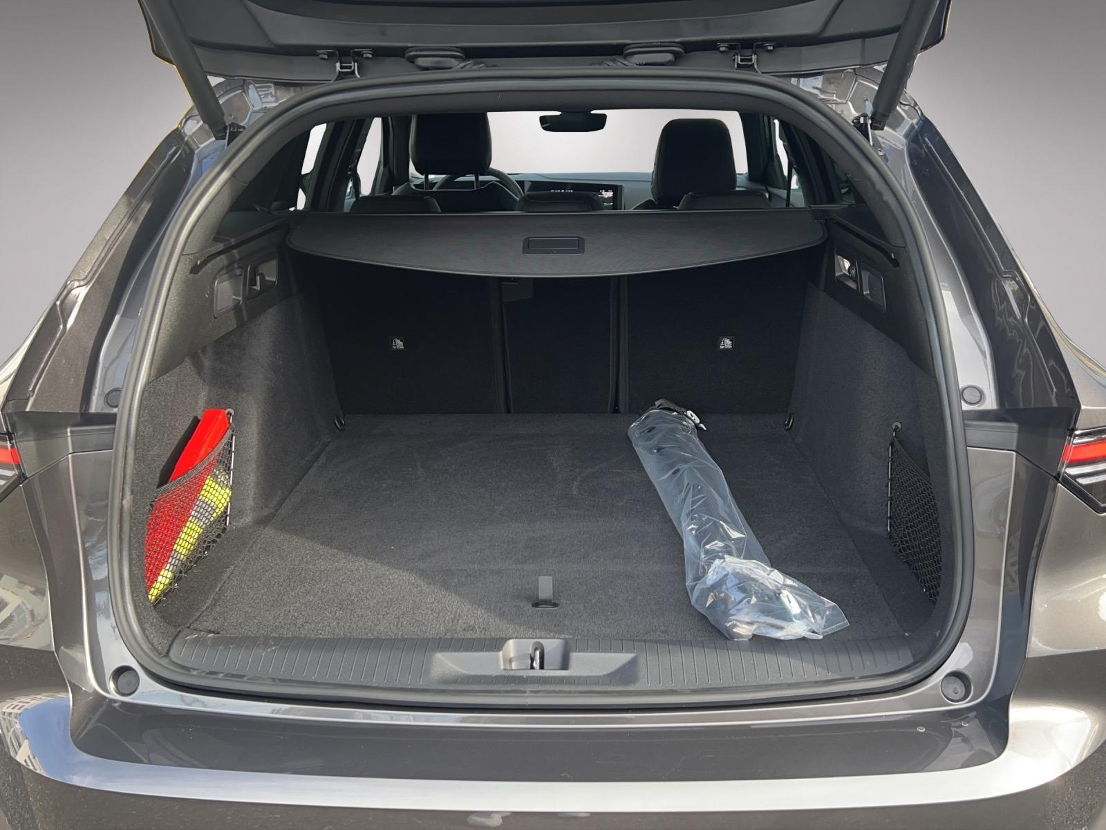 OPEL Astra Sports Tourer 1.6 T PHEV 180 Swiss Plus-image-14