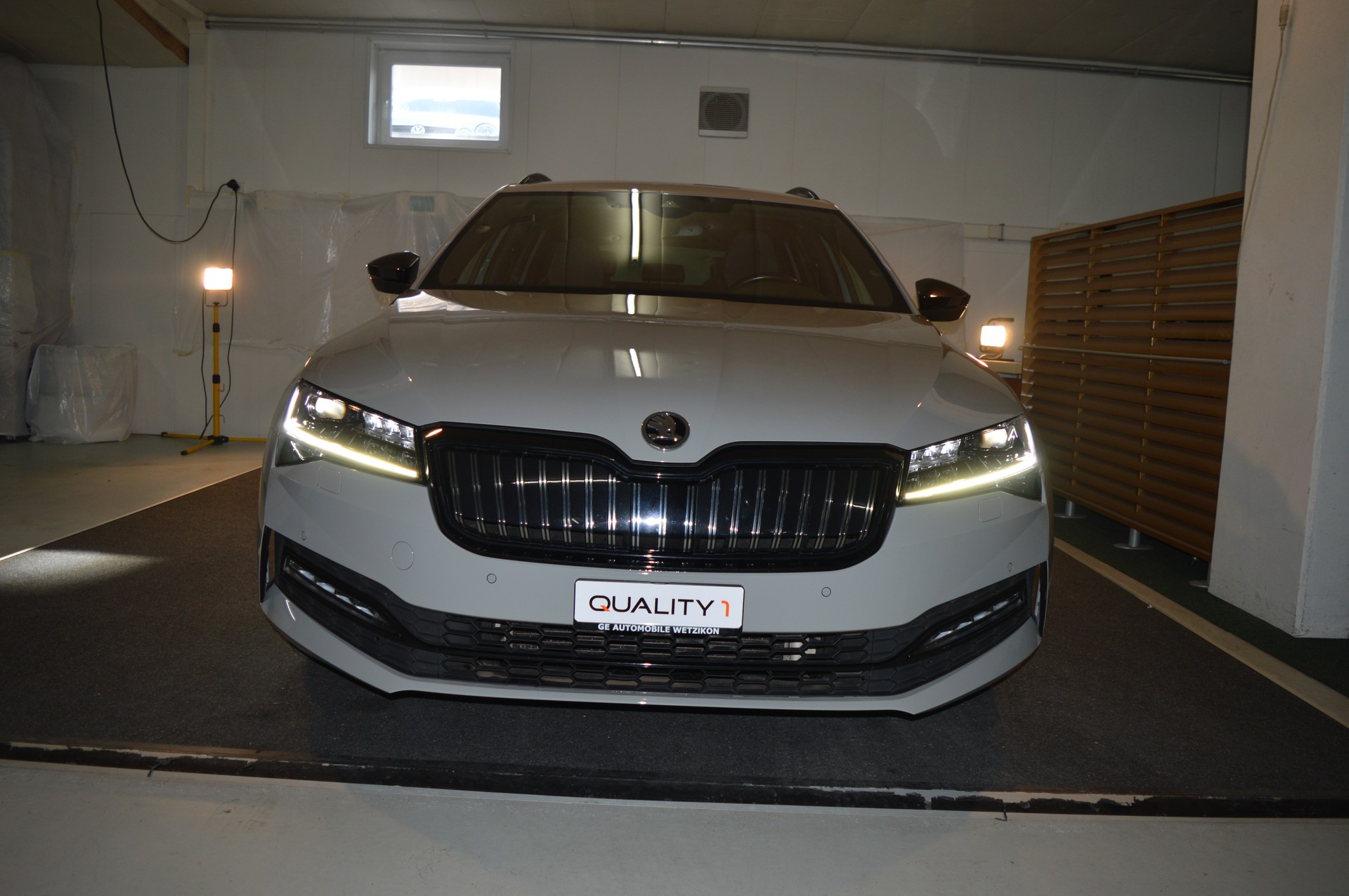 SKODA Superb 1.4 TSI Sport Line PHEV DSG-image-3