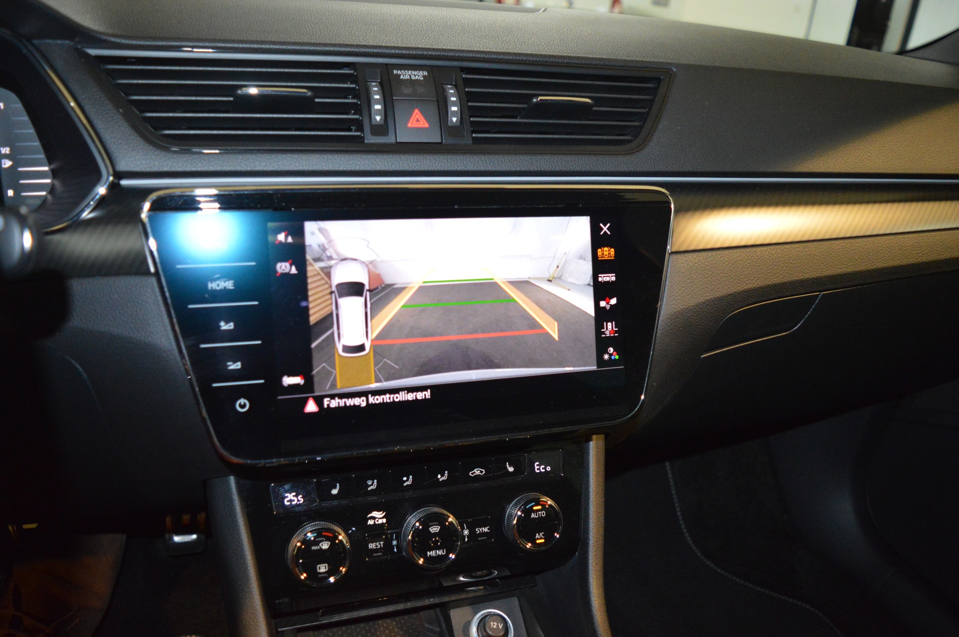 SKODA Superb 1.4 TSI Sport Line PHEV DSG-image-26