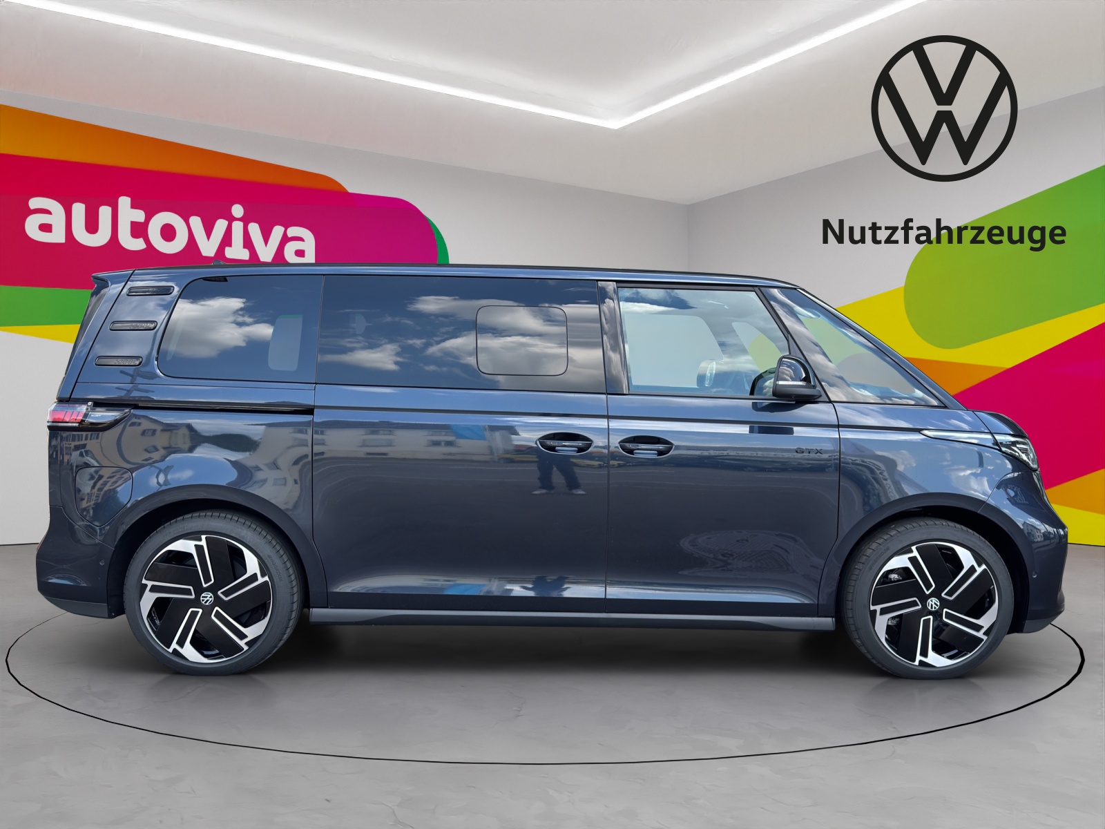 VW ID.Buzz LWB GTX 4 Motion-showroom-element-3