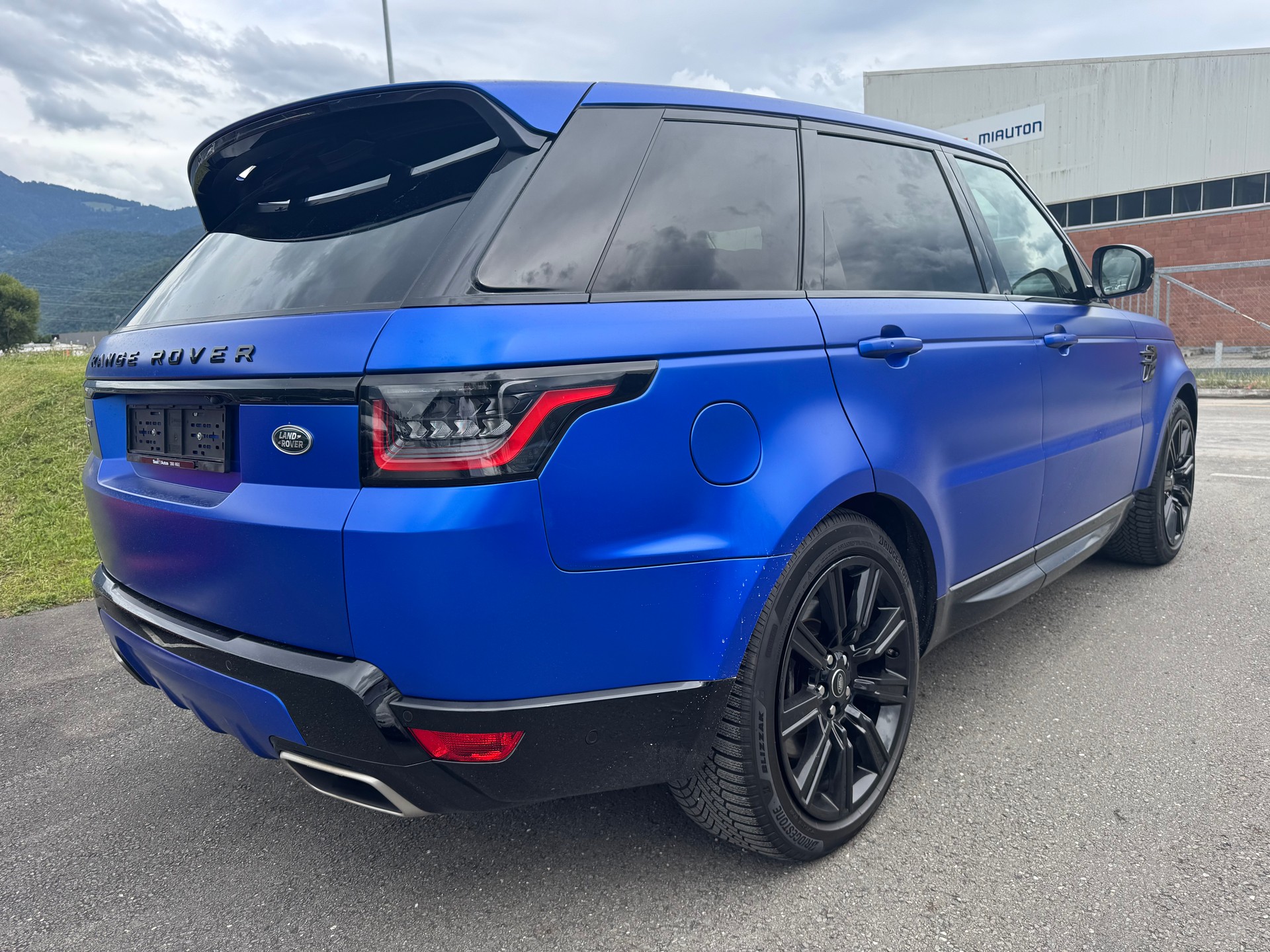 LAND ROVER Range Rover Sport P400e 2.0 I4 PHEV HSE Automatic-image-3