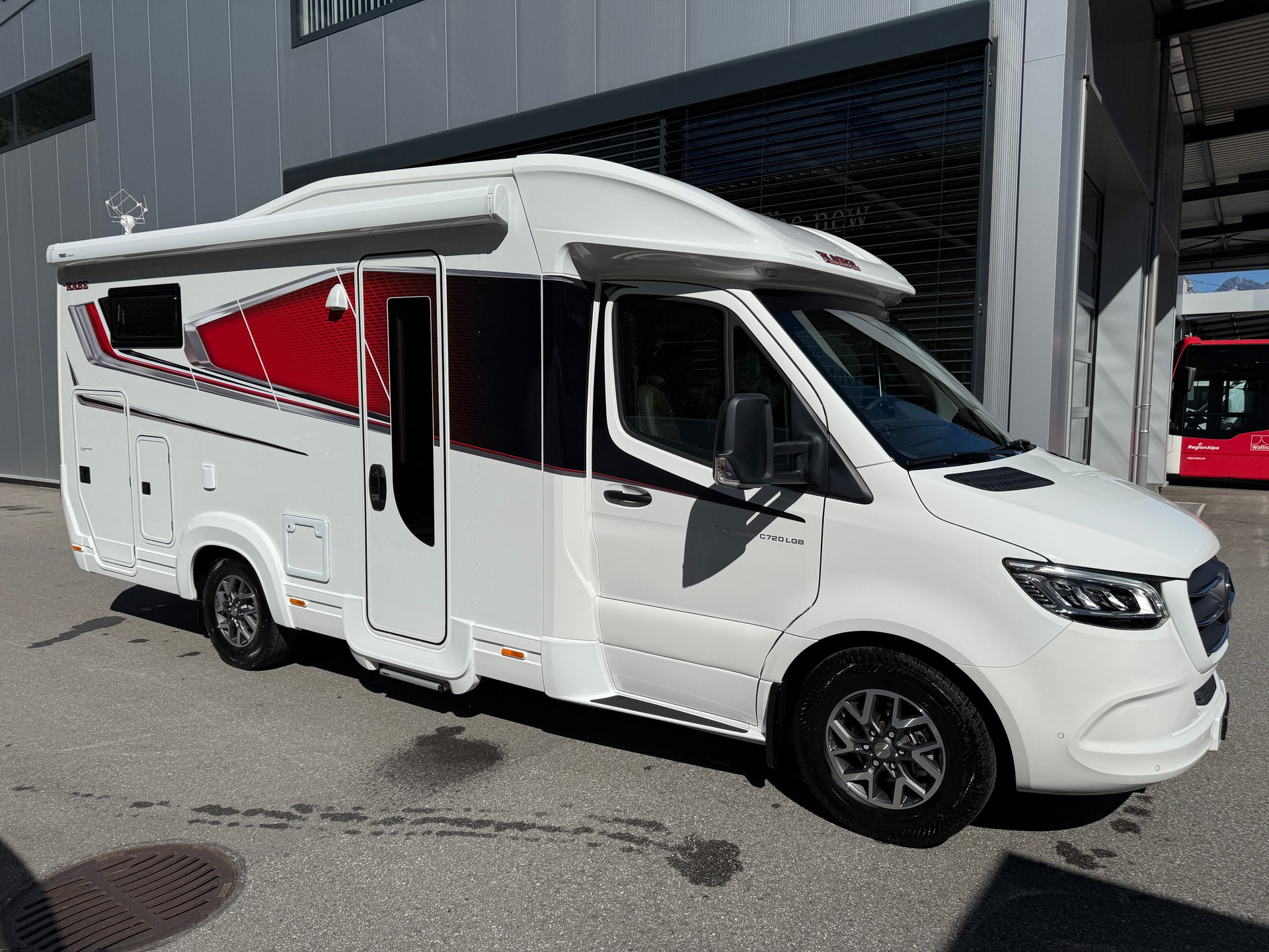 KABE Novum Compact 720 LGB-image-1