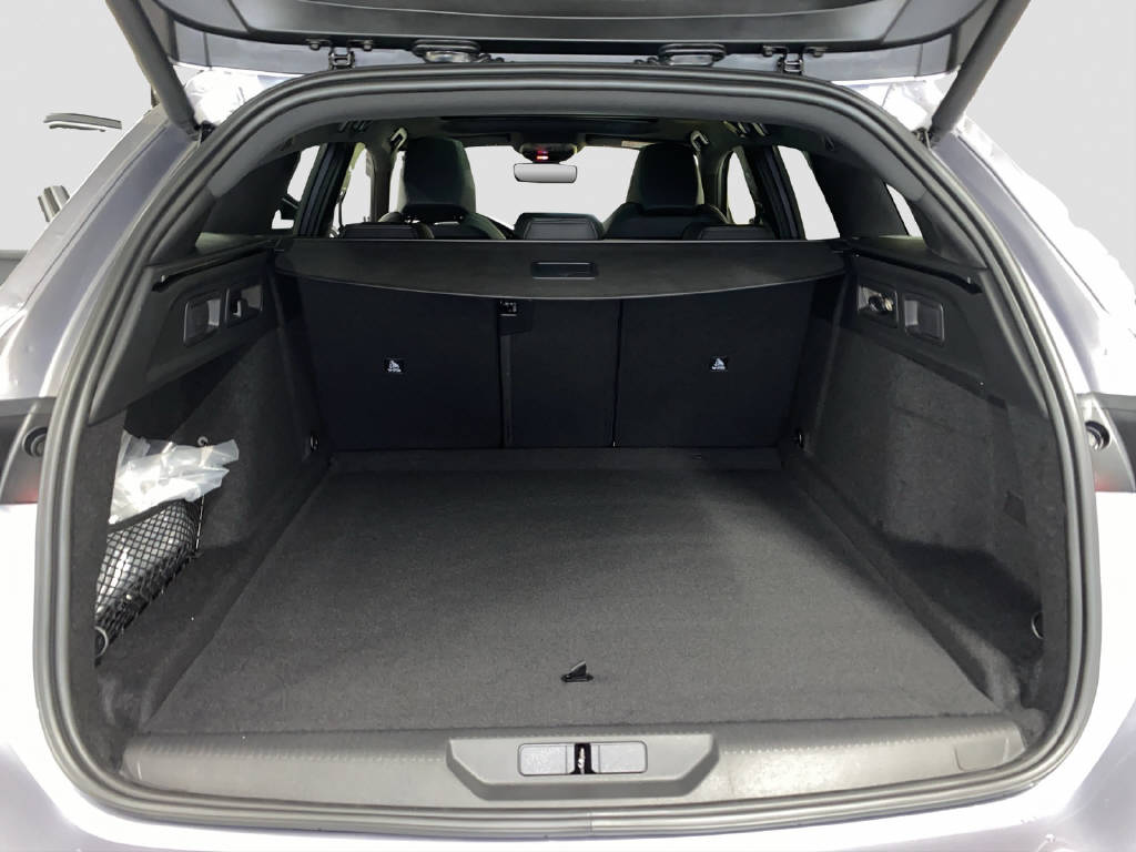 PEUGEOT 308 SW 1.2 Hybrid GT-image-13