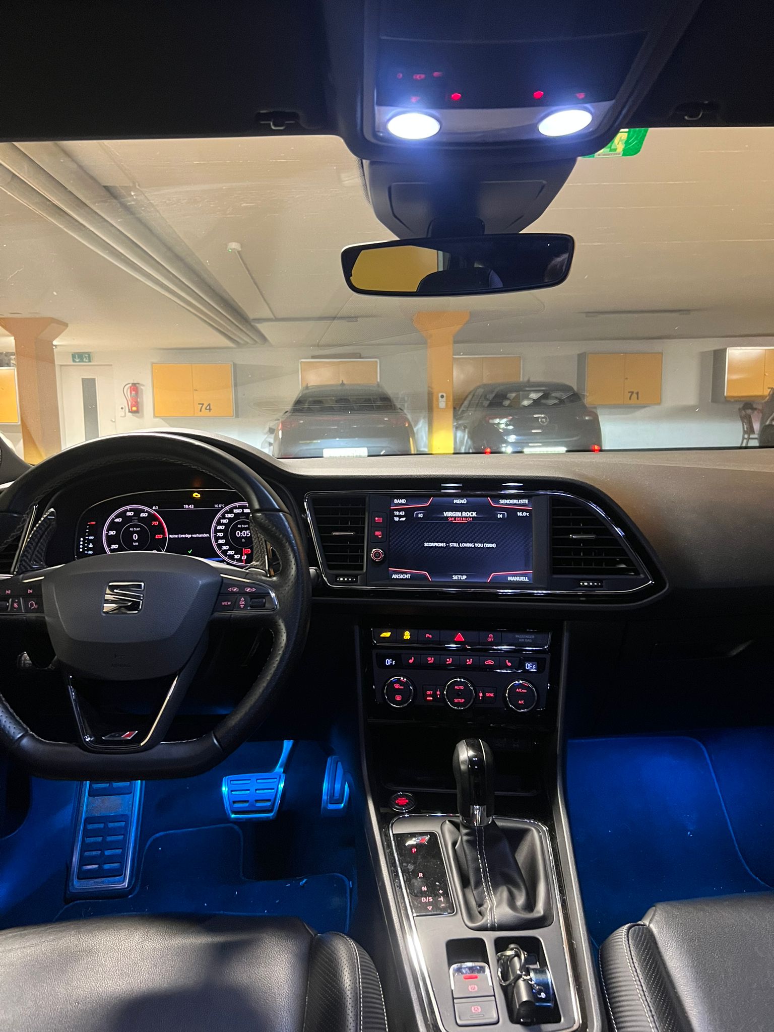 SEAT Leon 2.0 TSI Cupra R DSG-image-5