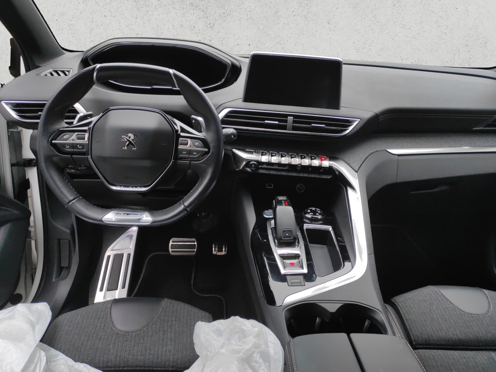 PEUGEOT 3008 1.6 THP GT Line-image-14