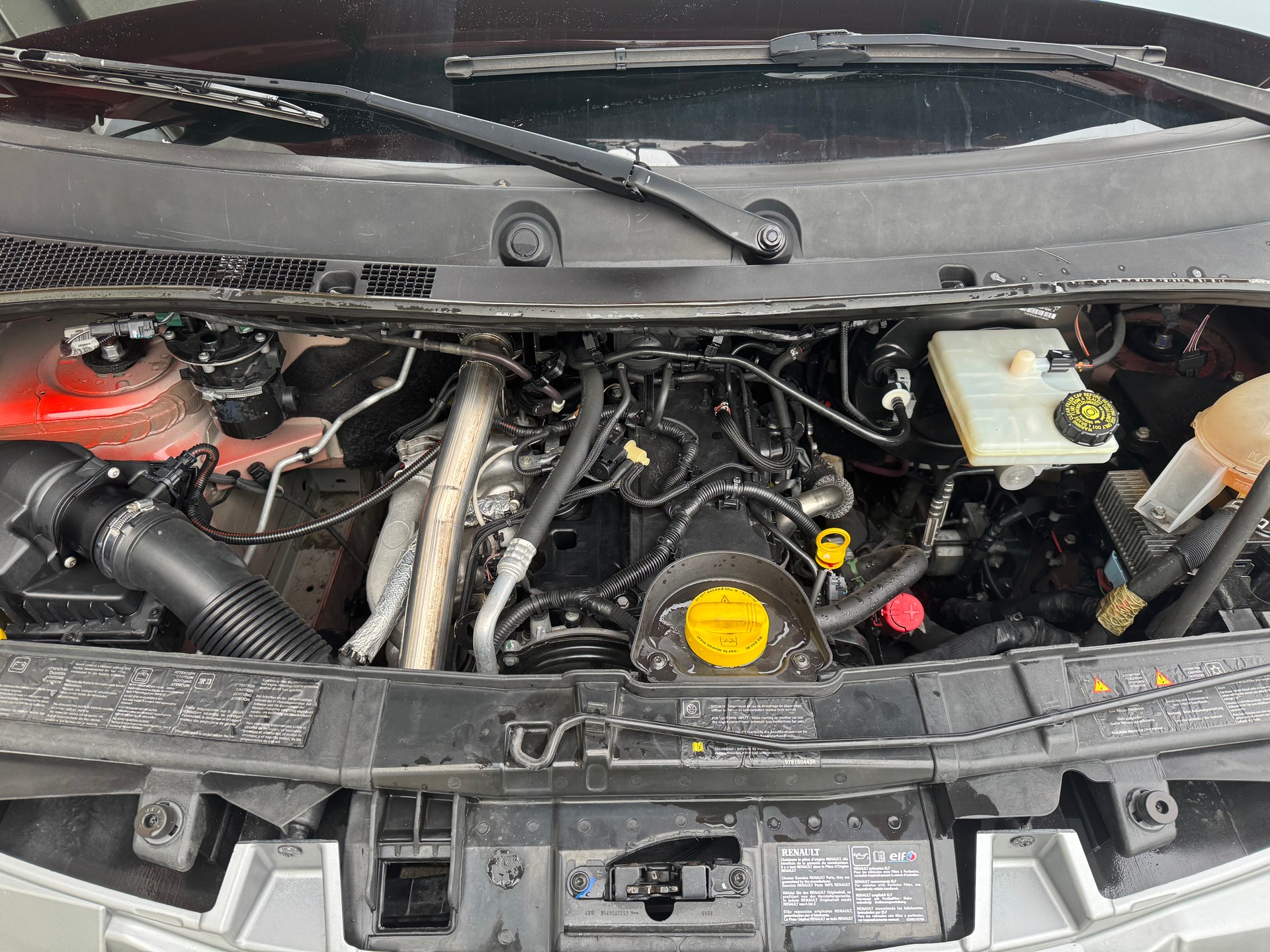 RENAULT Master T35 dCi 165 L4-image-14