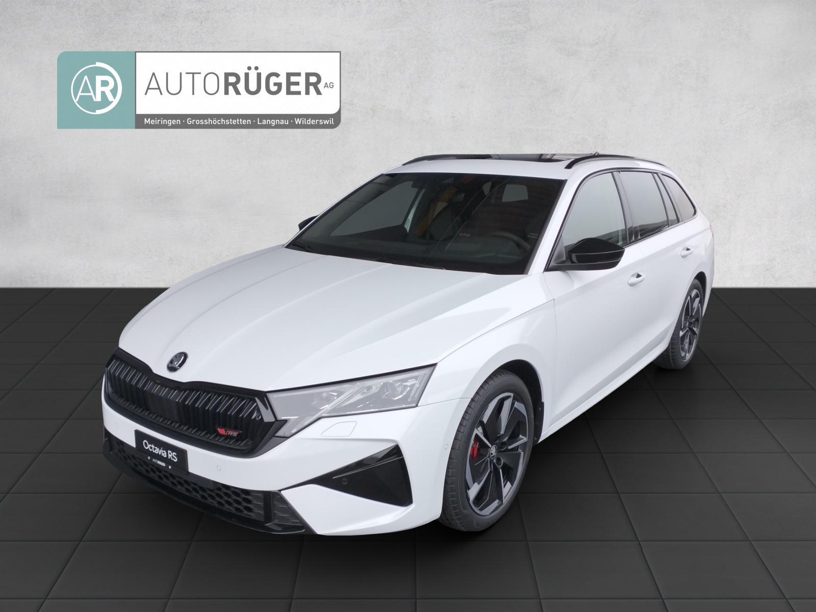 SKODA Octavia Combi 2.0 TSI DSG RS-image-0