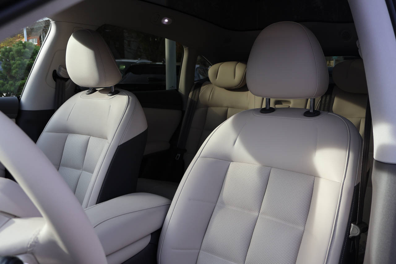 MG IM6 100 kWh Performance 21 4WD-image-8