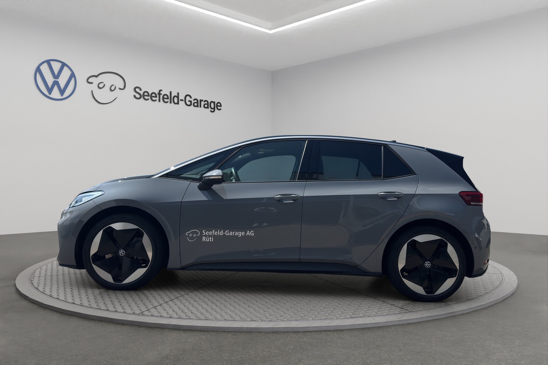 VW ID.3 Pro S 77 kWh Pro S United-image-2