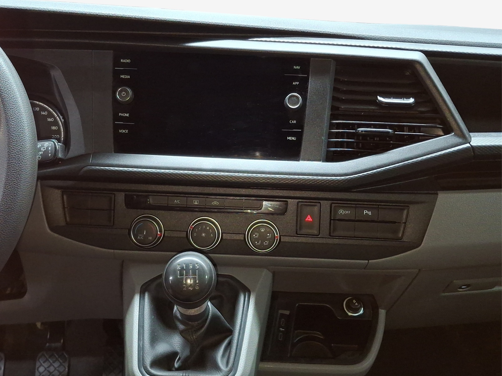 VW T6.1 2.0 TDI 4Motion-image-10