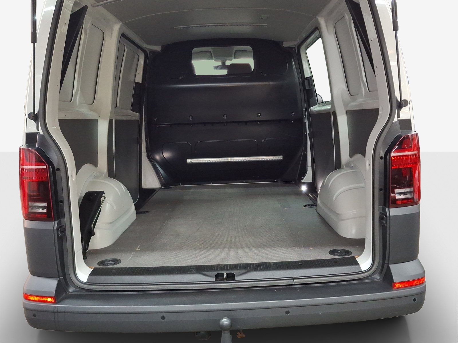 VW T6.1 2.0 TDI 4Motion-image-12