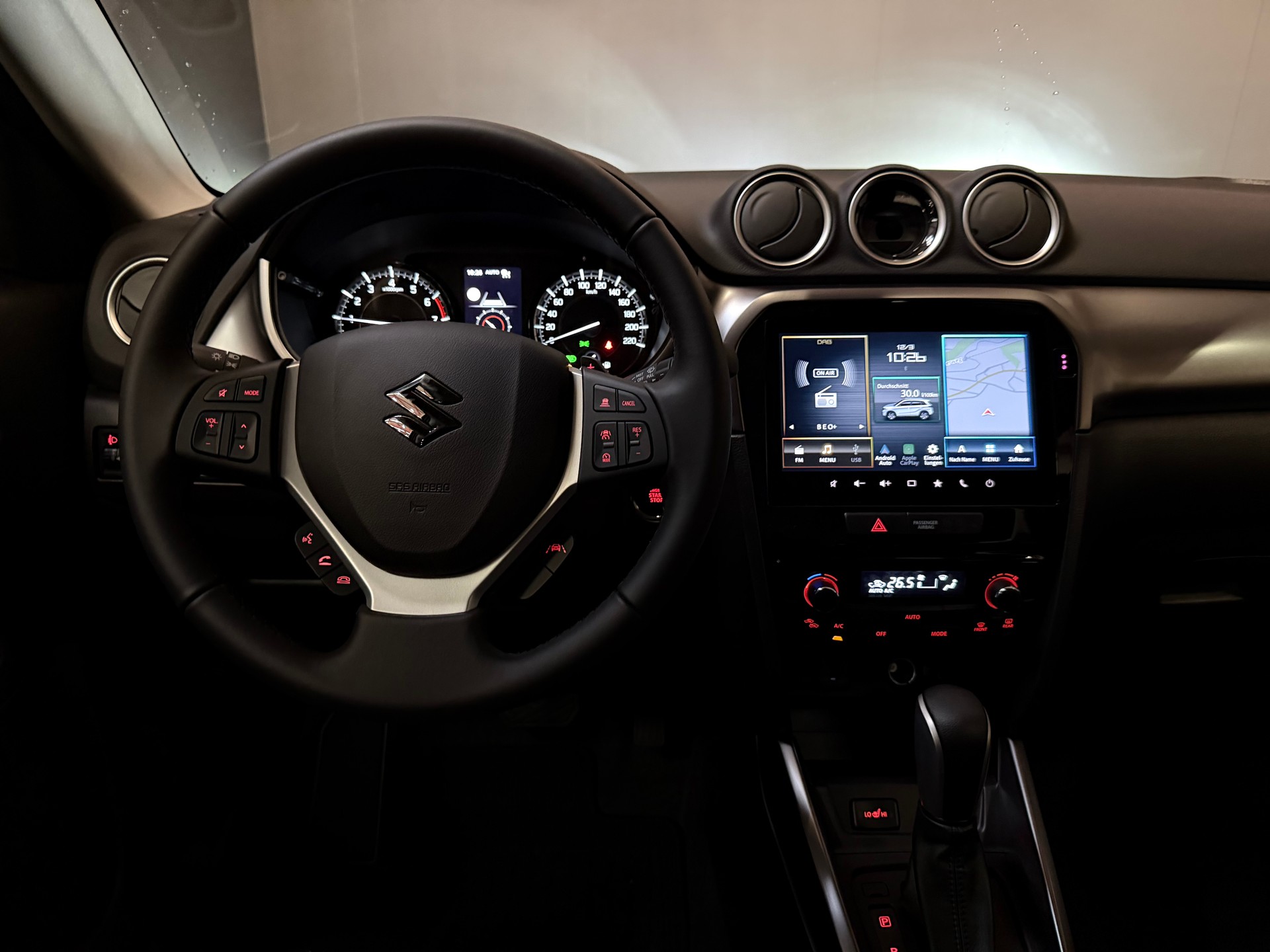 SUZUKI Vitara 1.4 Boosterjet Compact + 4x4 Hybrid Automatic-image-6