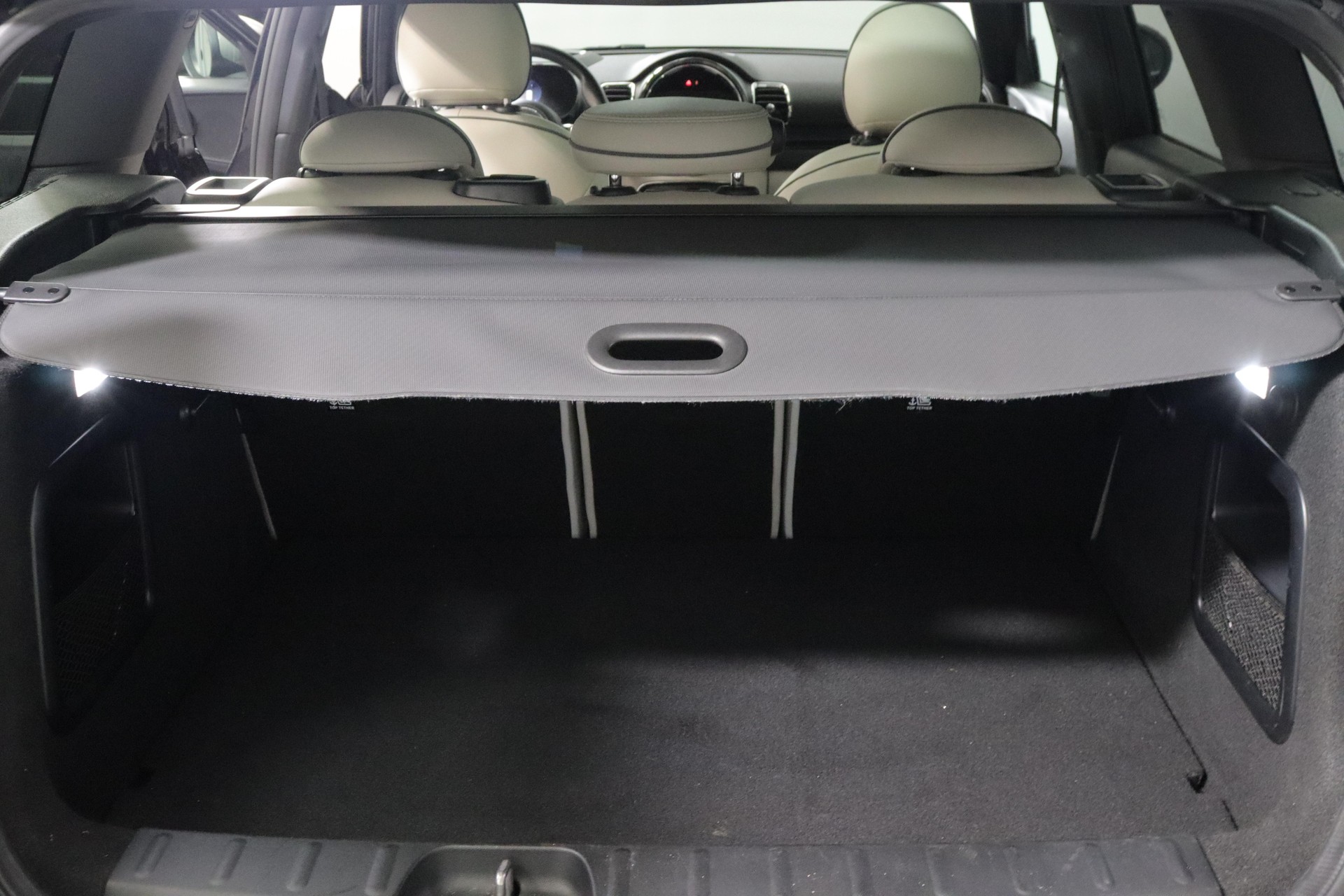 MINI Clubman F54 2.0i Cooper S ALL4-image-13