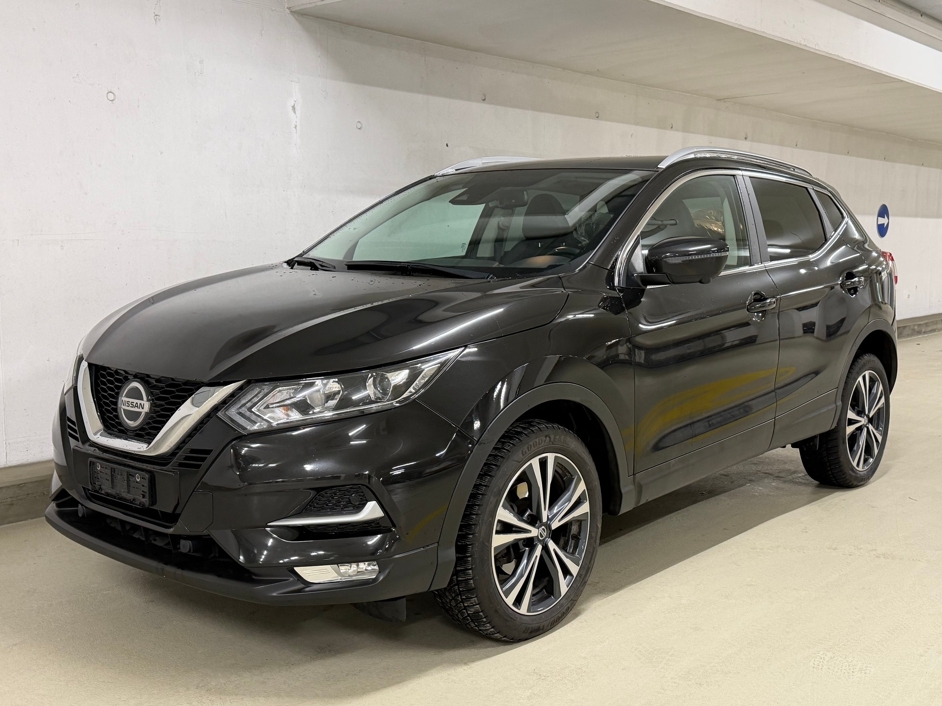 NISSAN Qashqai 1.7 dCi tekna ALL-MODE 4x4-image-0