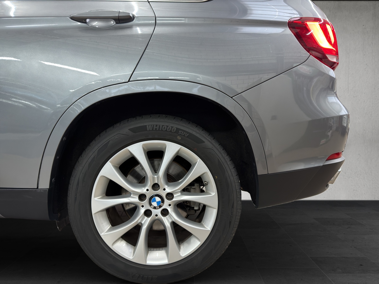 BMW X5 xDrive 40d Steptronic *AHK 3500kg*-image-8