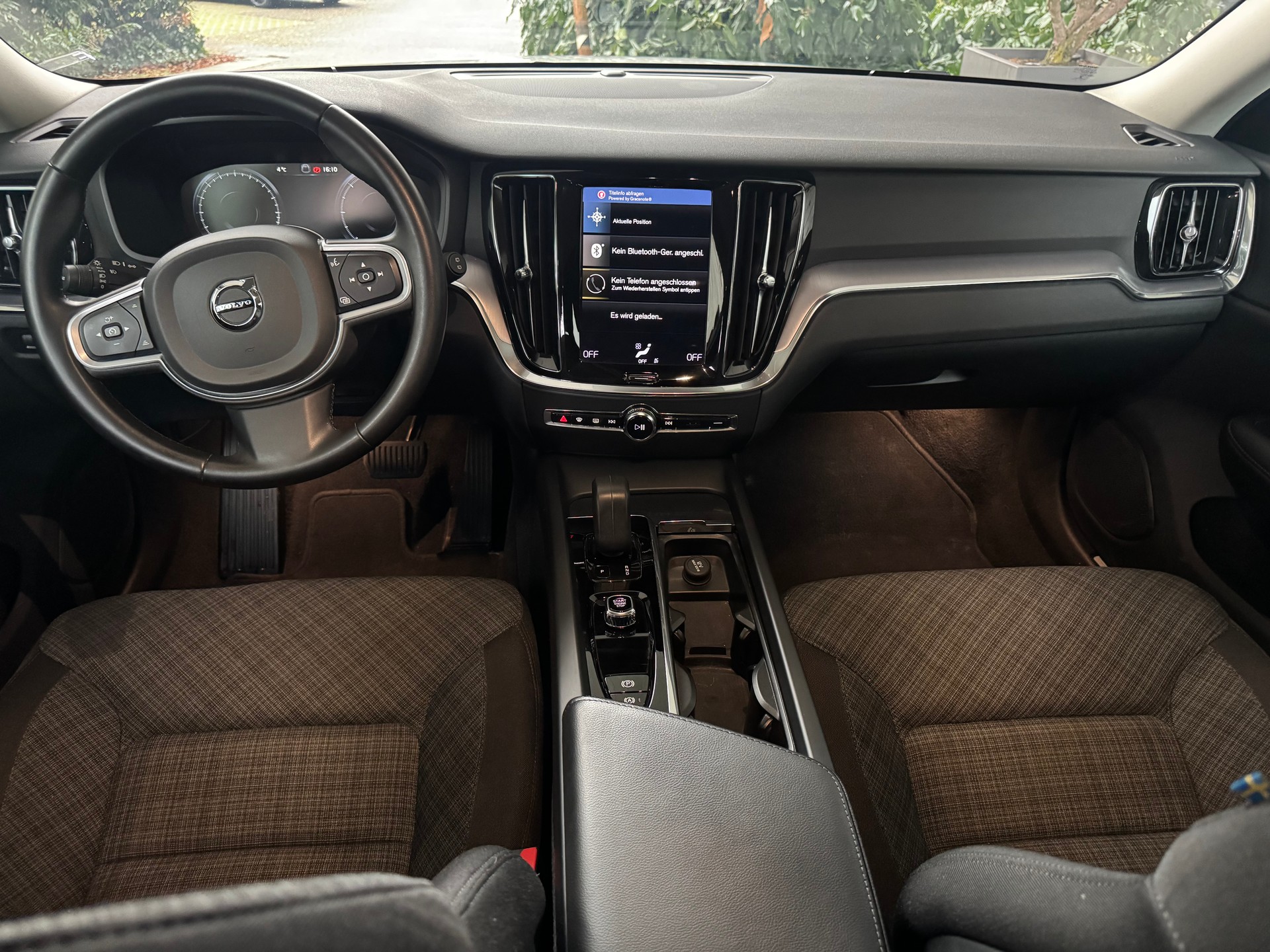 VOLVO V60 B4 Diesel Mild Hybrid Core Geartronic-image-5